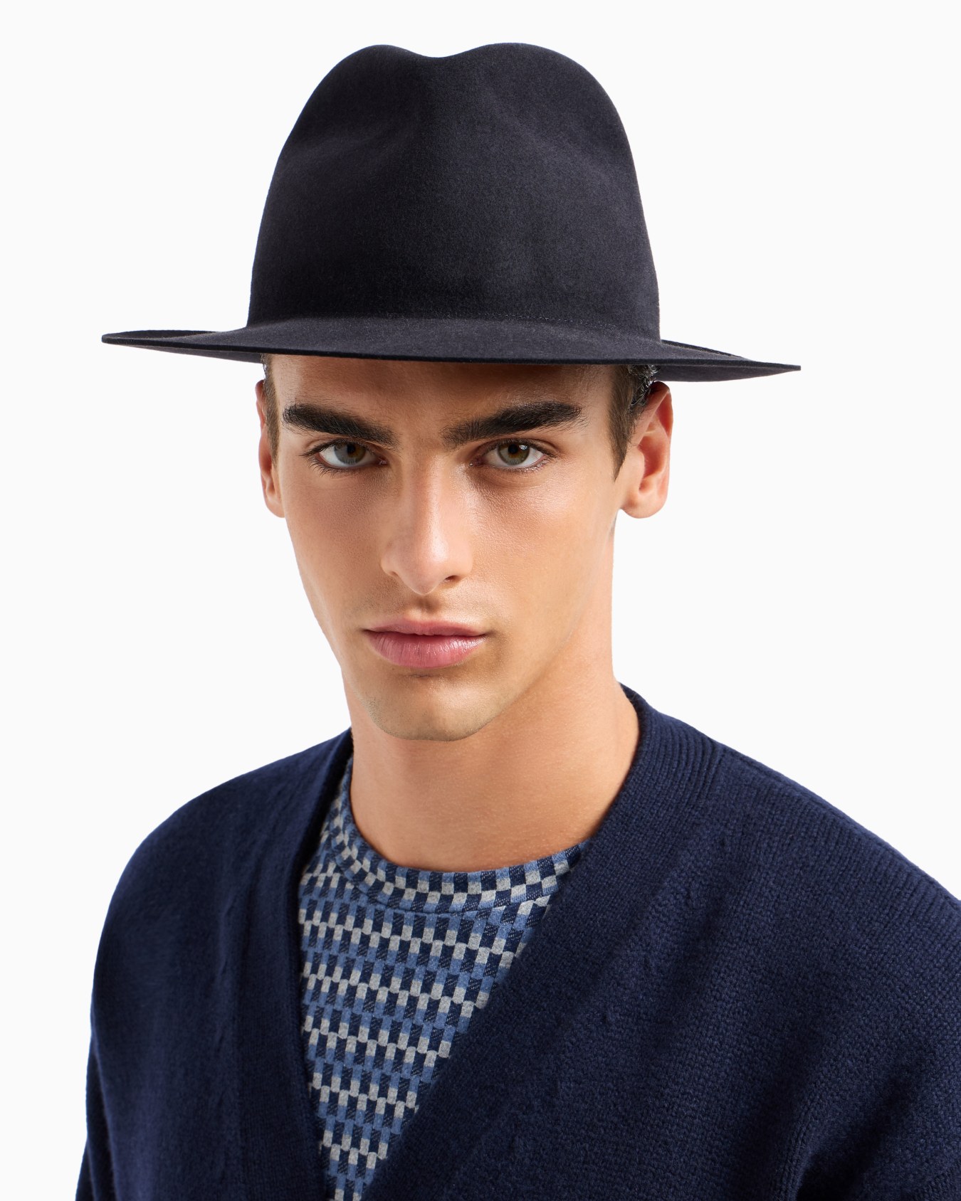 Wide-brimmed, rabbit-fur hat Slide 2