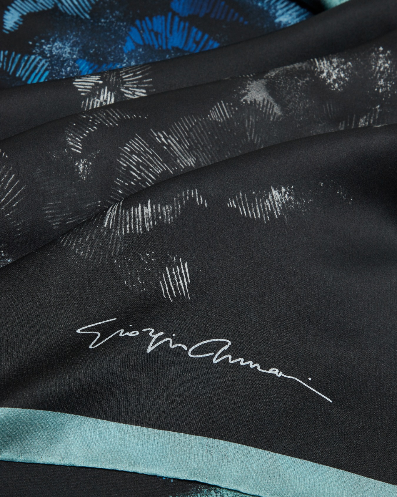 Foulard in seta stampa floreale Slide 1
