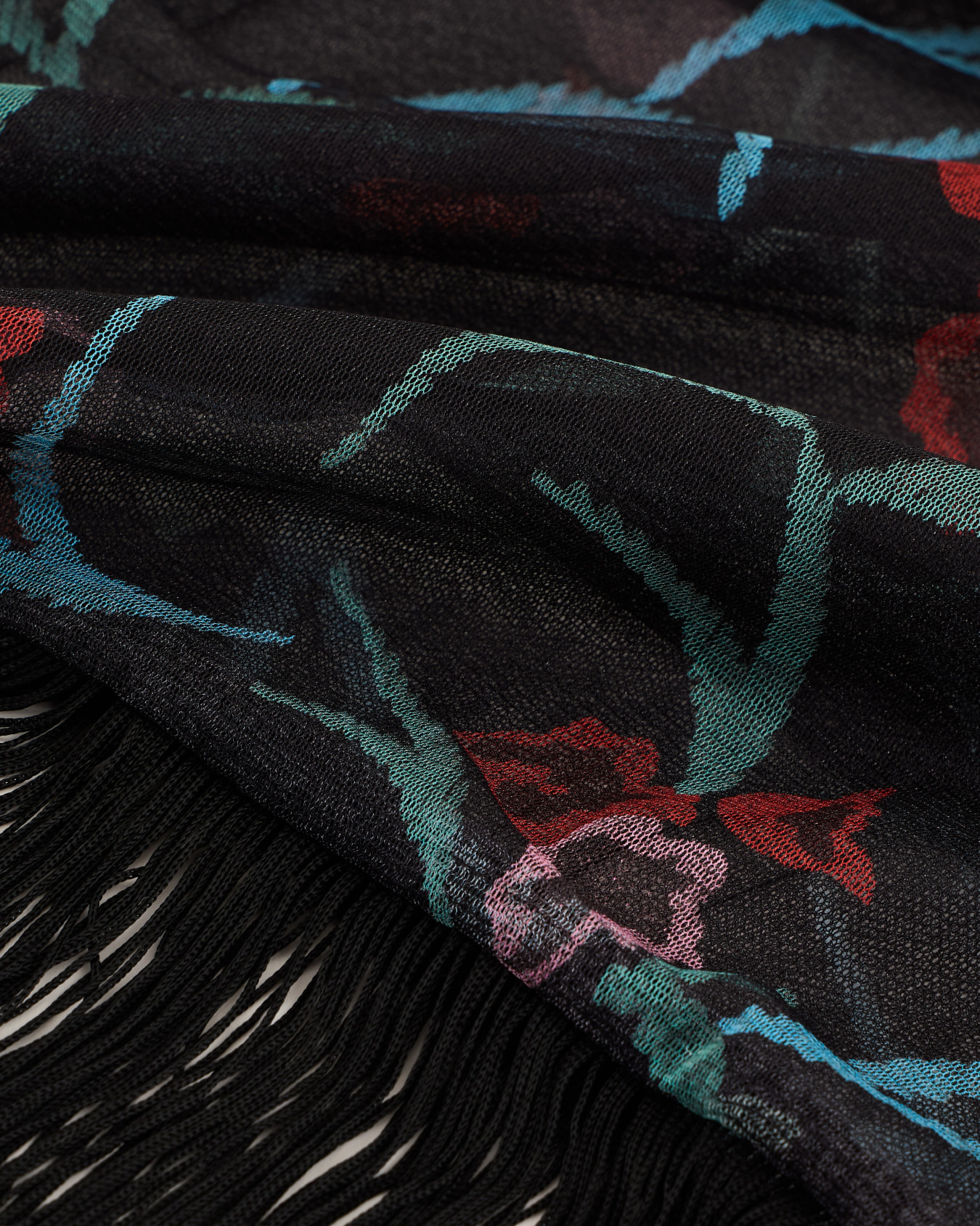 Printed silk cape with fringes Slide 1