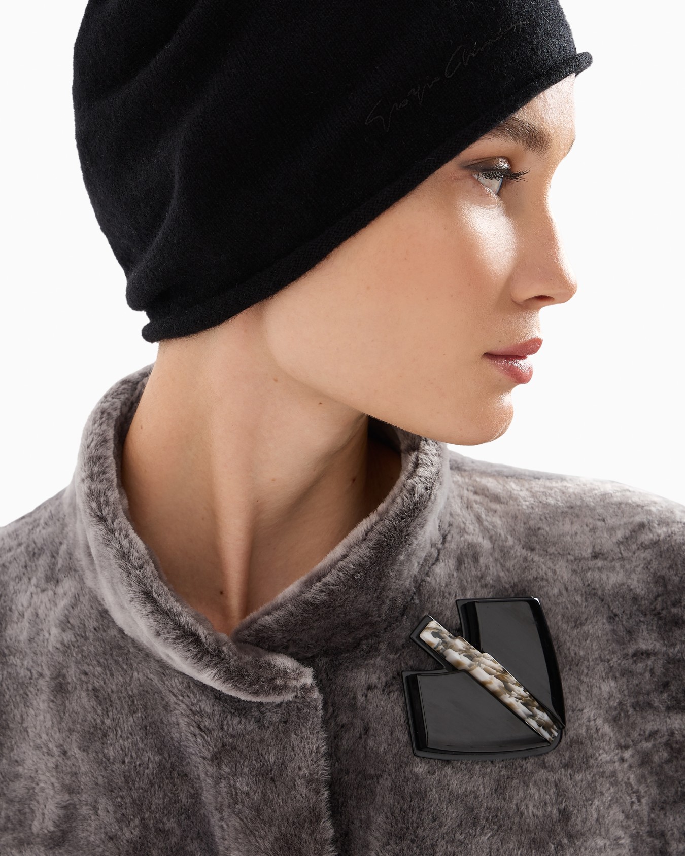 Beanie in cashmere Slide 3