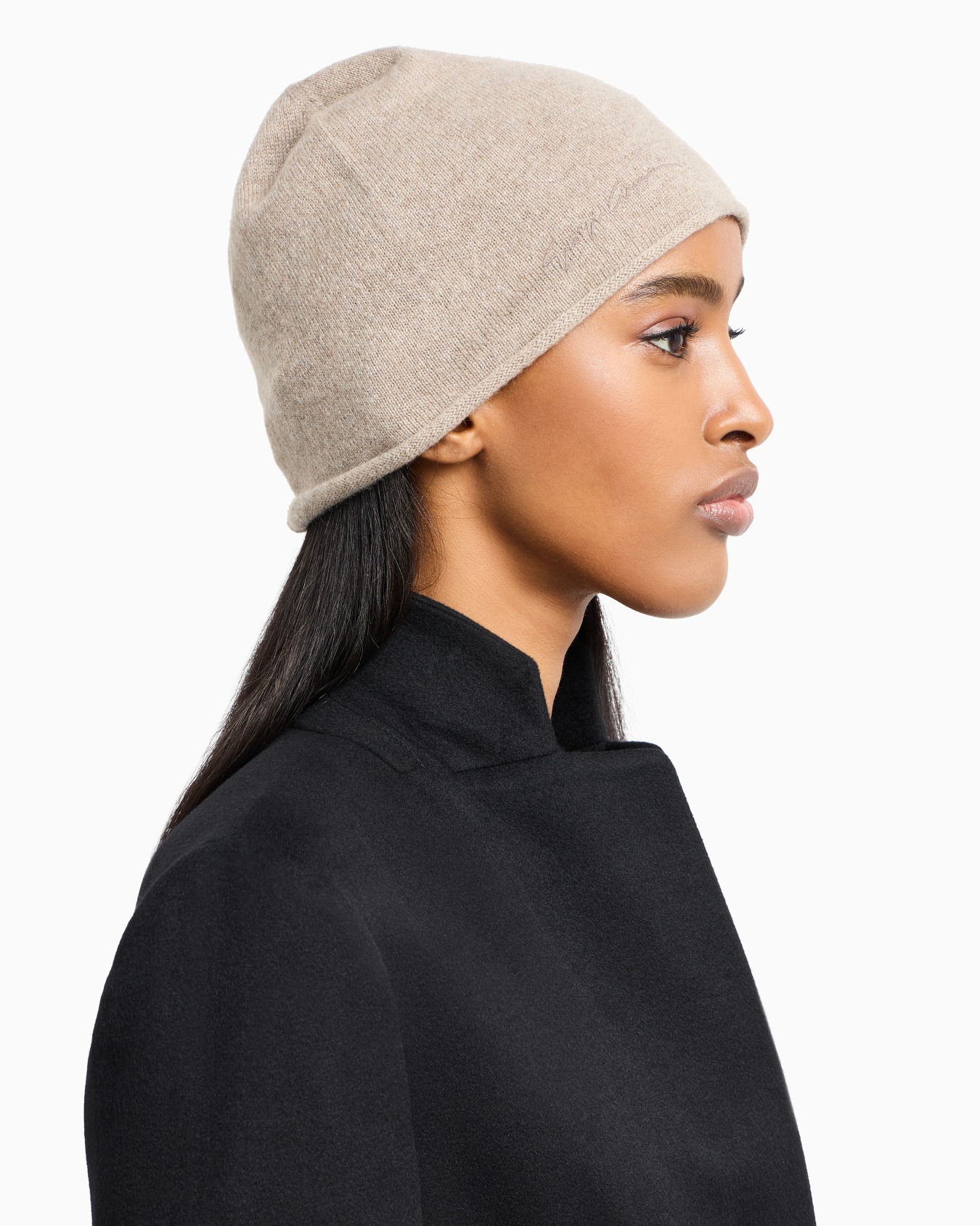 Beanie in cashmere Slide 2