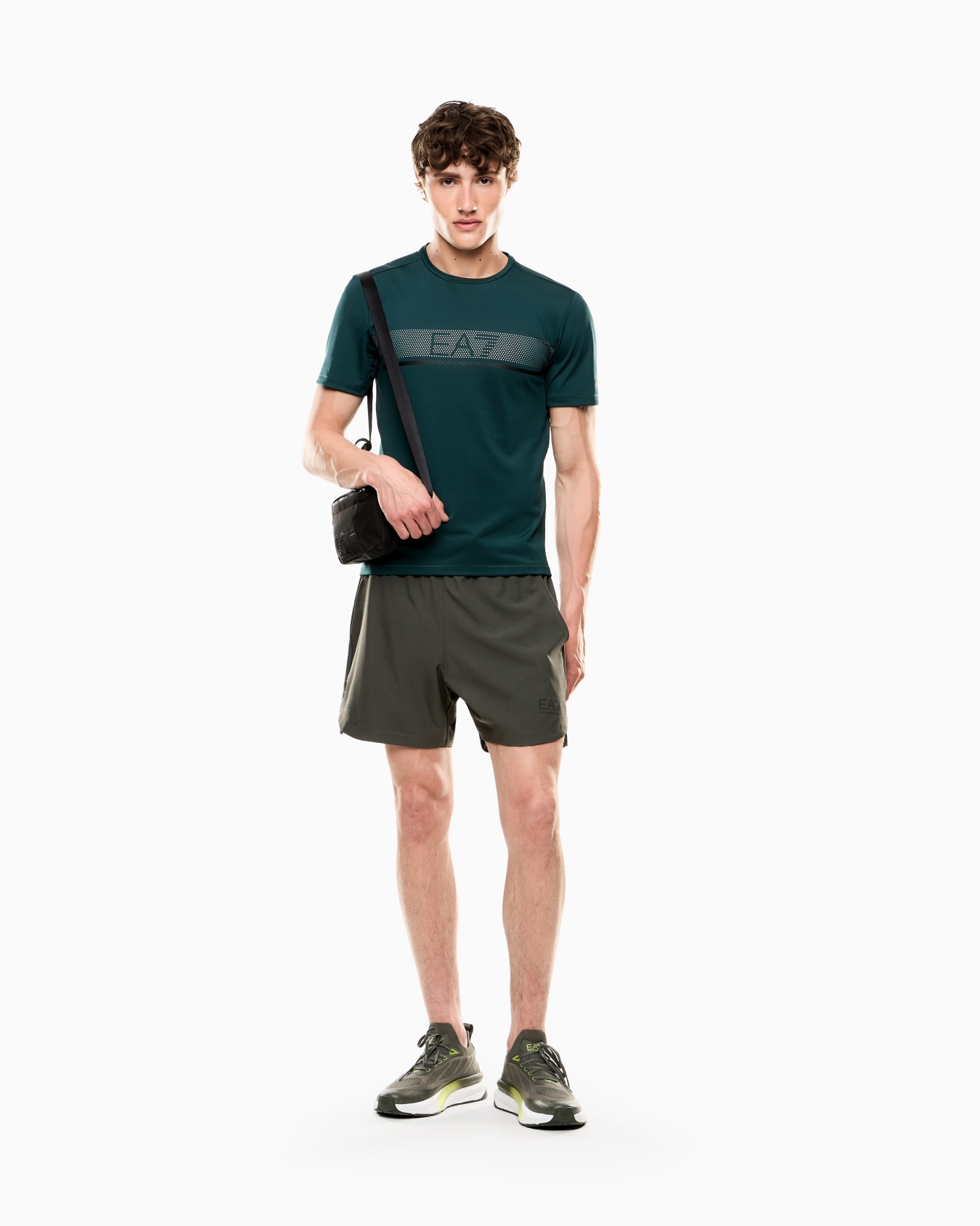 Camiseta de cuello redondo Dynamic Athlete de tejido técnico VIGOR7 Diapositiva 1
