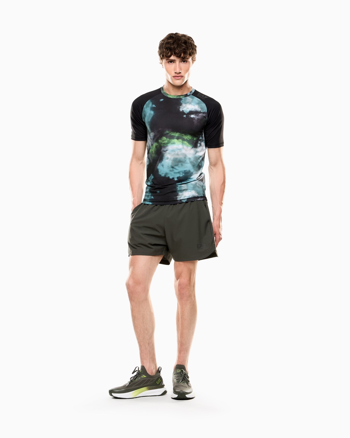 Dynamic Athlete printed T-shirt in VIGOR7 technical fabric Slide 1