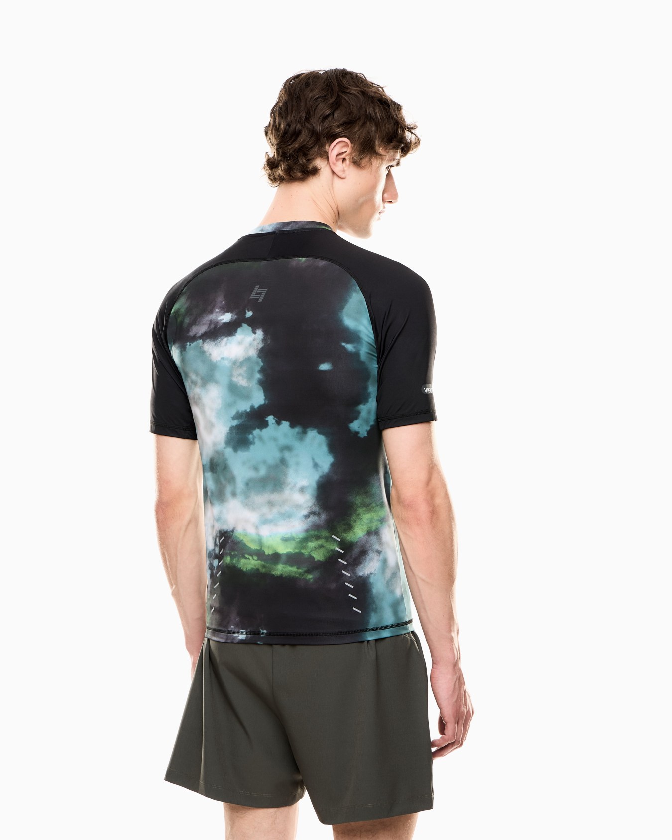 Dynamic Athlete printed T-shirt in VIGOR7 technical fabric Slide 2