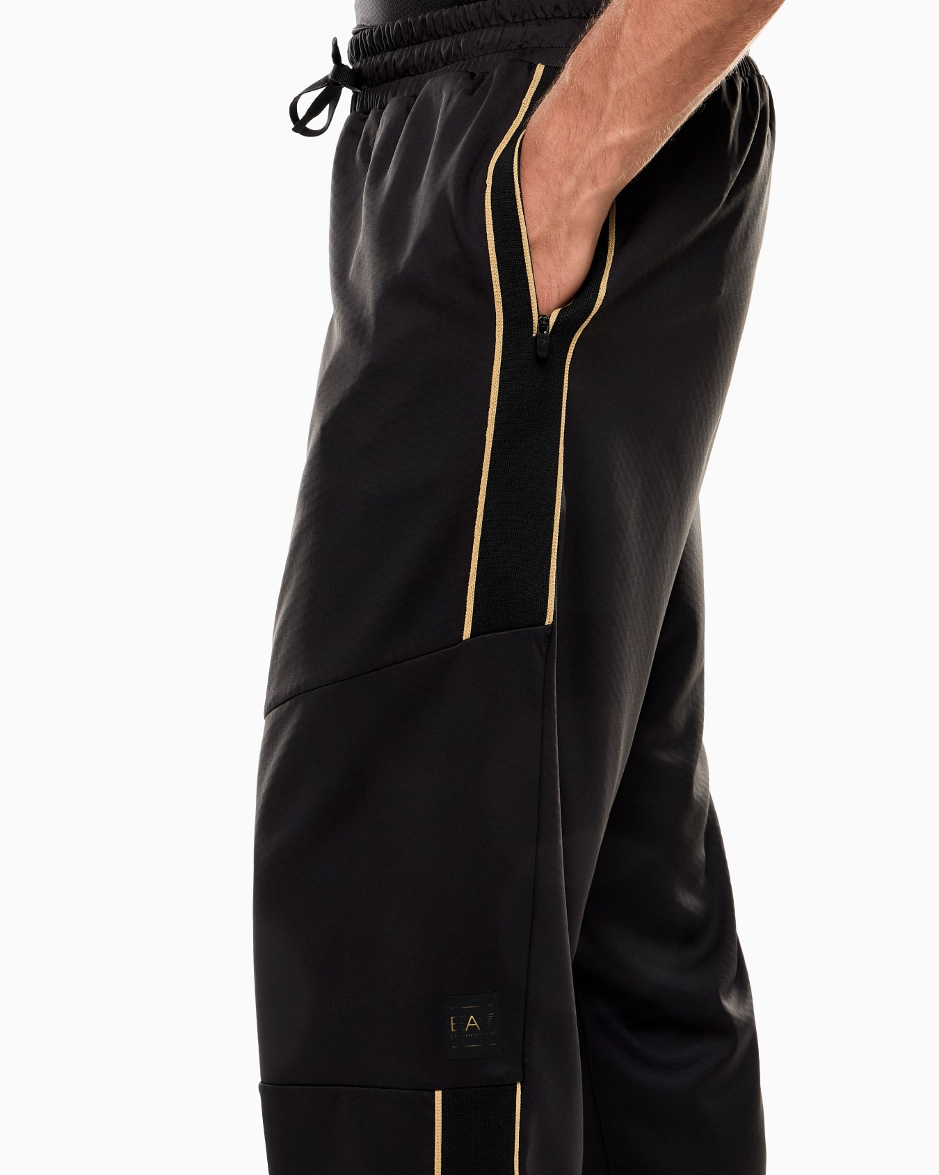 Soccer joggers in technical fabric Slide 4