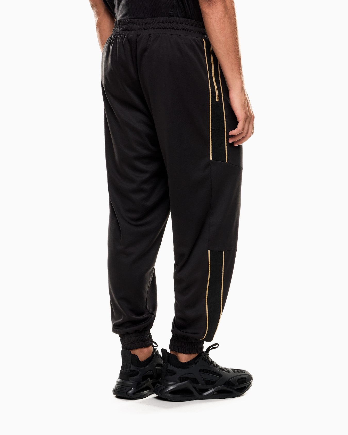 Soccer joggers in technical fabric Slide 2