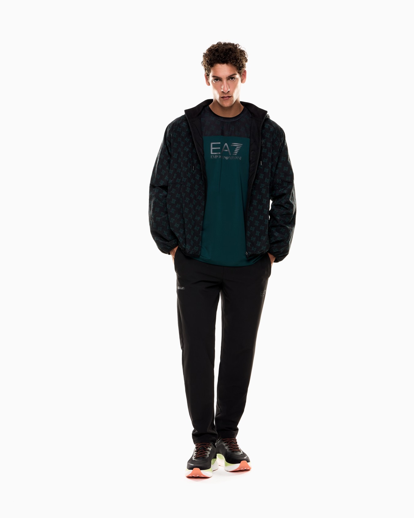 Dynamic Athlete printed T-shirt in VENTUS7 technical fabric Slide 1