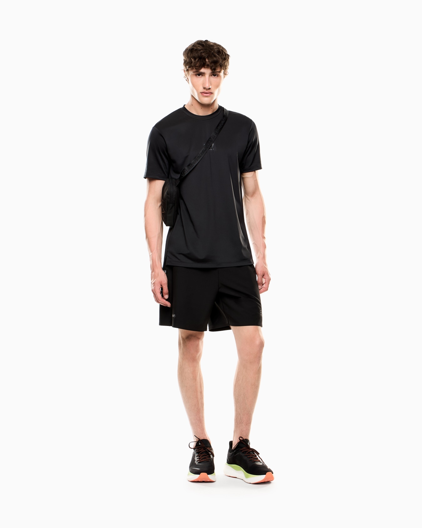 Dynamic Athlete shorts in VENTUS7 technical fabric Slide 1