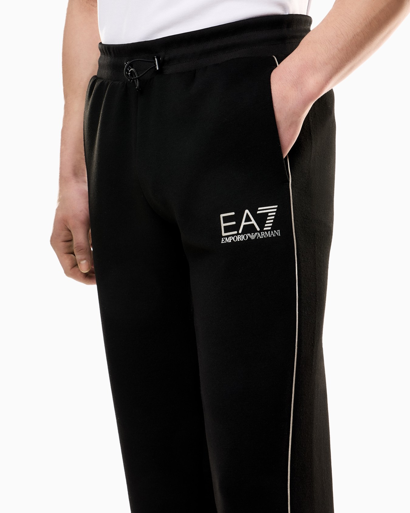 Gold Label viscose-blend trousers Slide 4