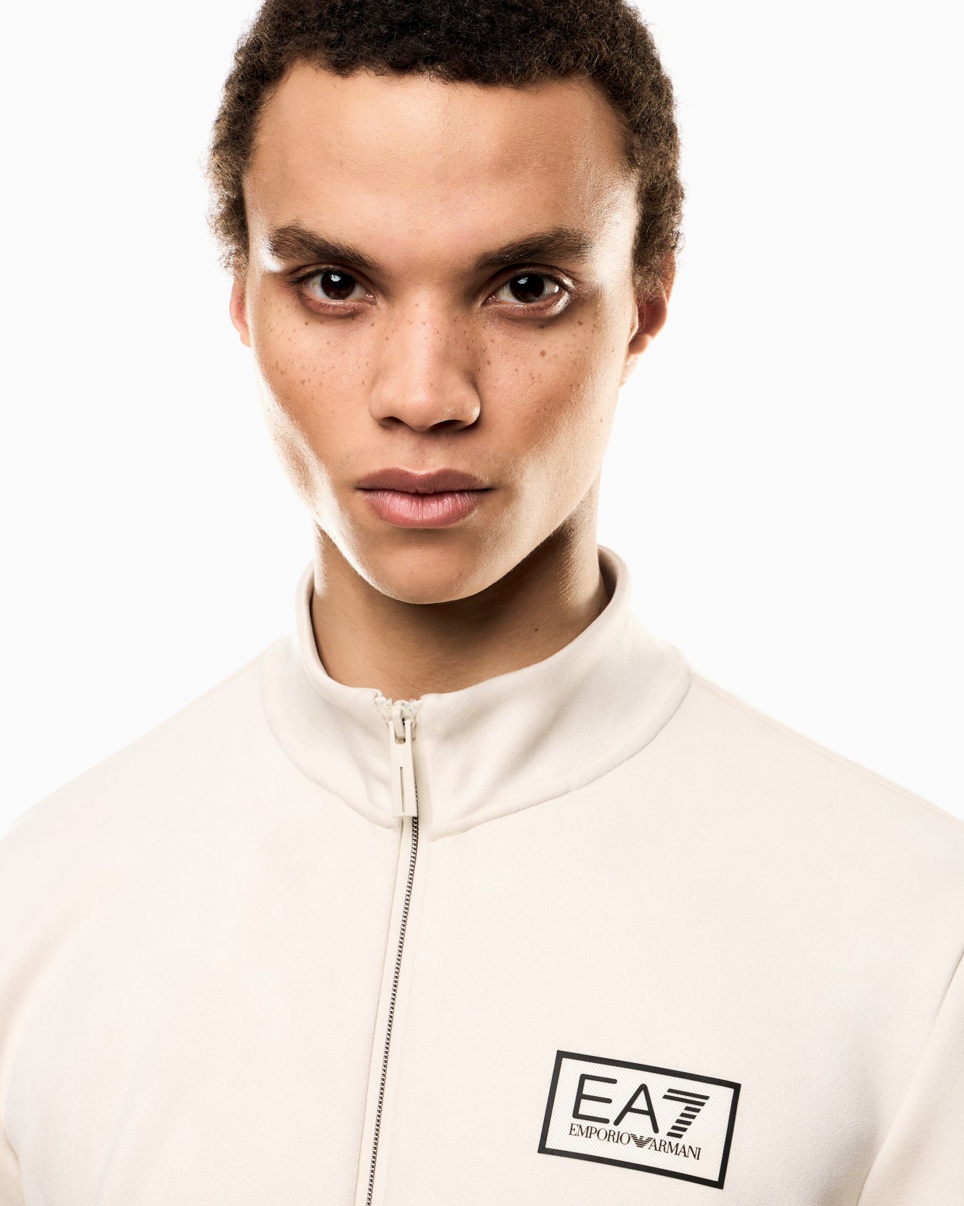 Gold Label Sweatshirt mit Reißverschluss aus Stoff in Veloursleder-Optik Folie 4