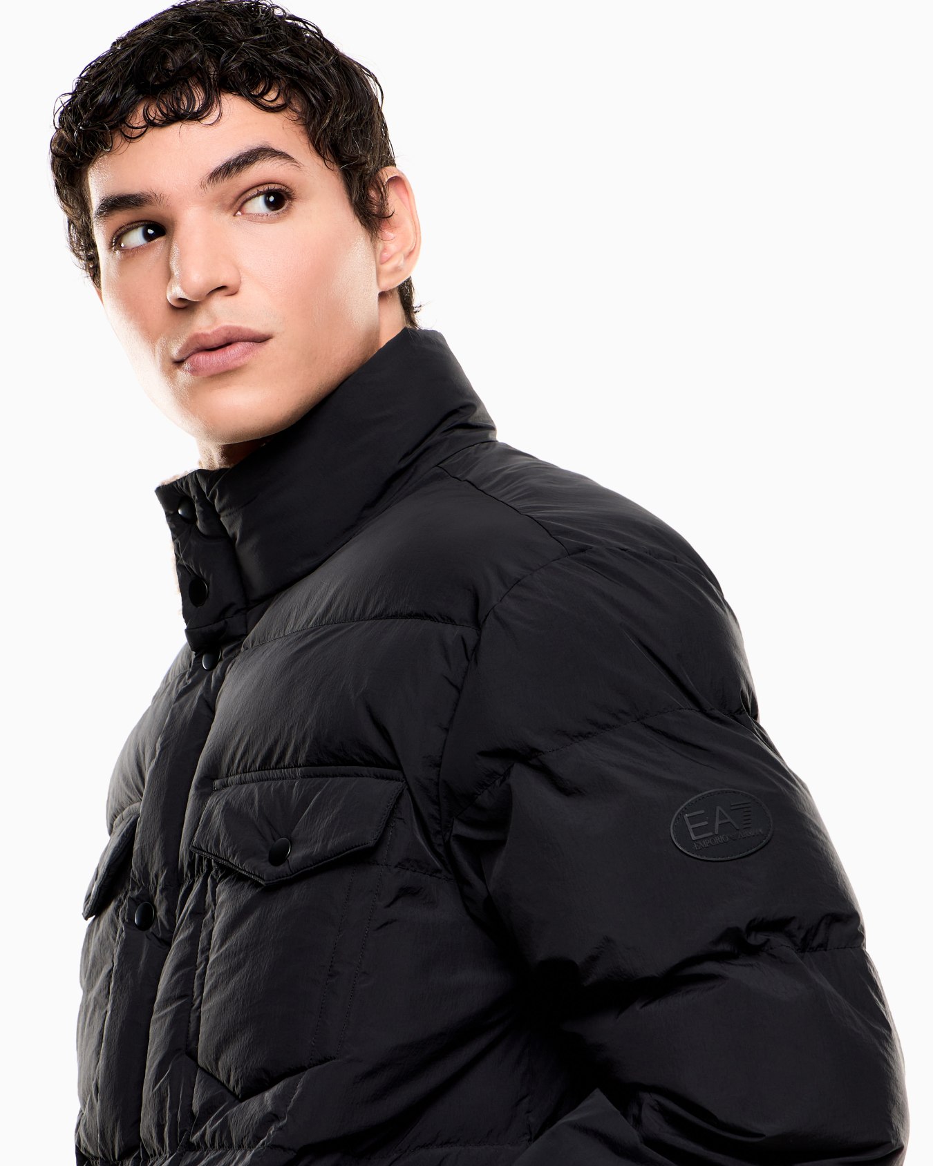 Padded jacket with teddy-effect fabric lining Slide 4
