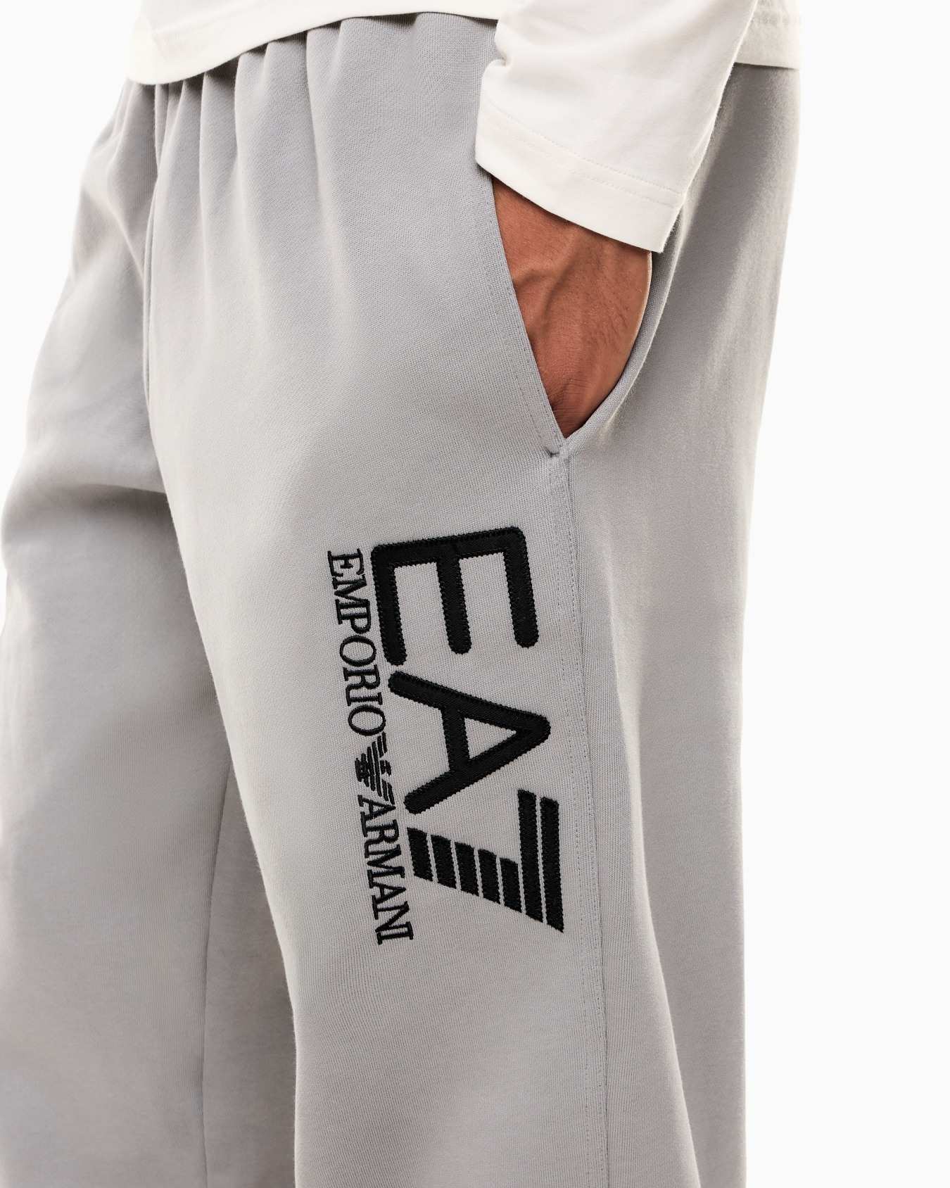 Visibility cotton-blend joggers Slide 4