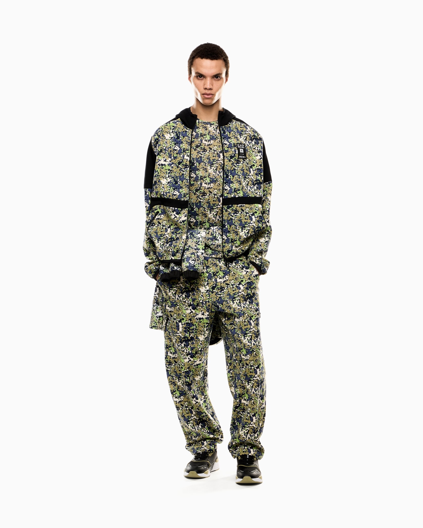 Visibility クルーネックTシャツ ストレッチビスコース混紡 スライドする 1