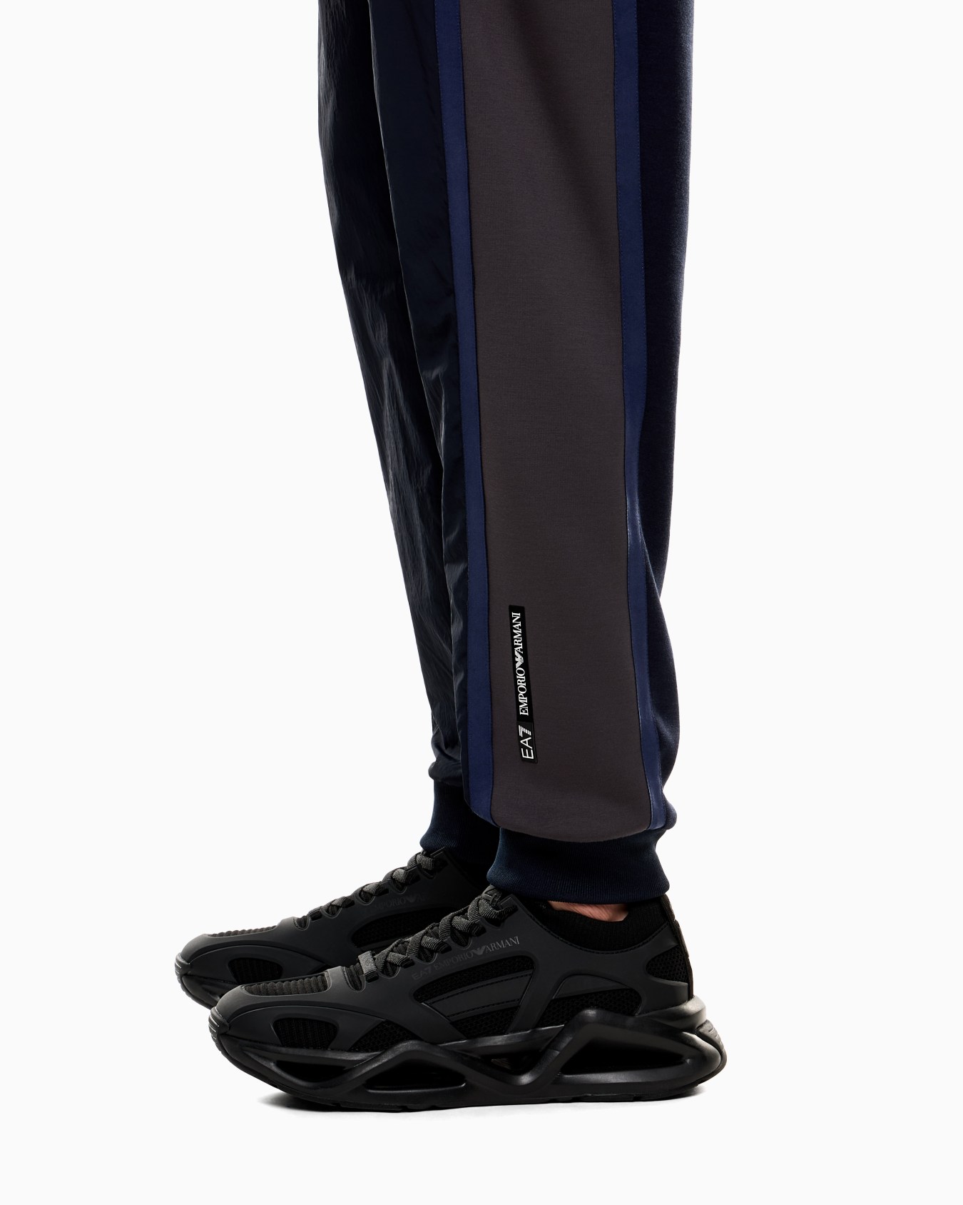 Pantalones de chándal de nailon y mezcla de viscosa Athletic Colour Block Diapositiva 4