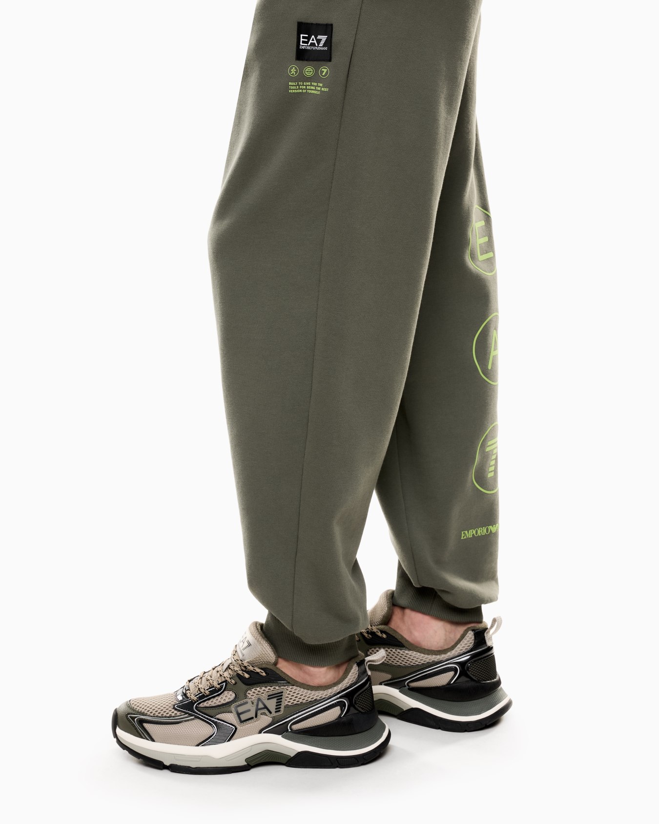 Pantalon de jogging Logo Series en coton molletonné Diapositive 4