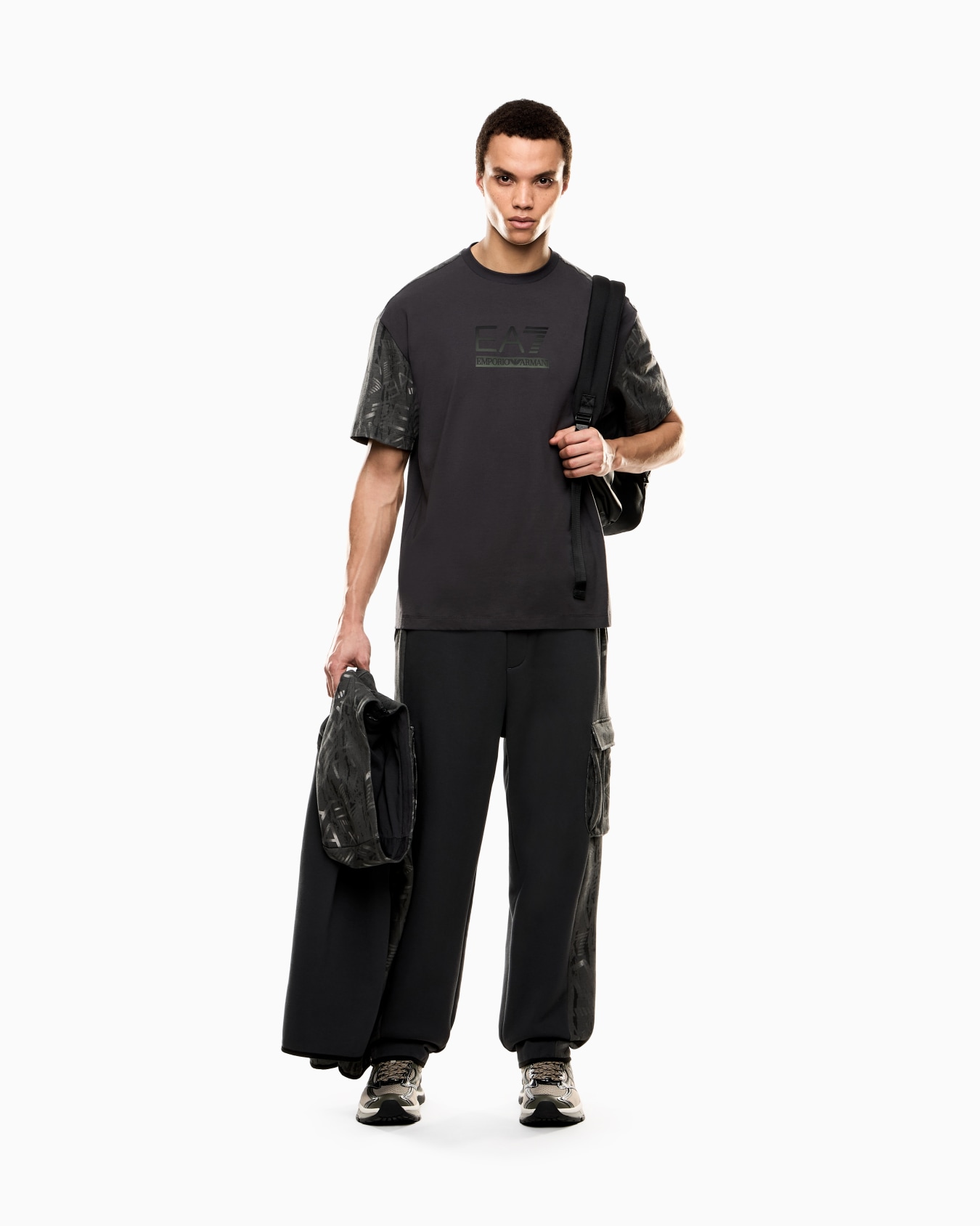 Graphic Series cotton-jersey crew-neck T-shirt Slide 1