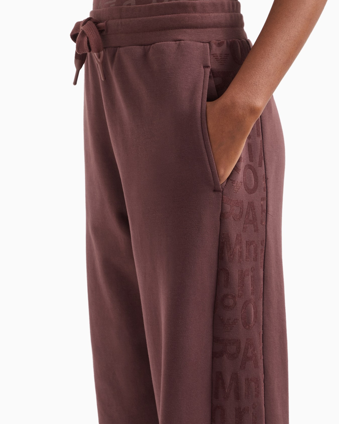 Graphic Series joggers in organic cotton and stretch modal Slide 4