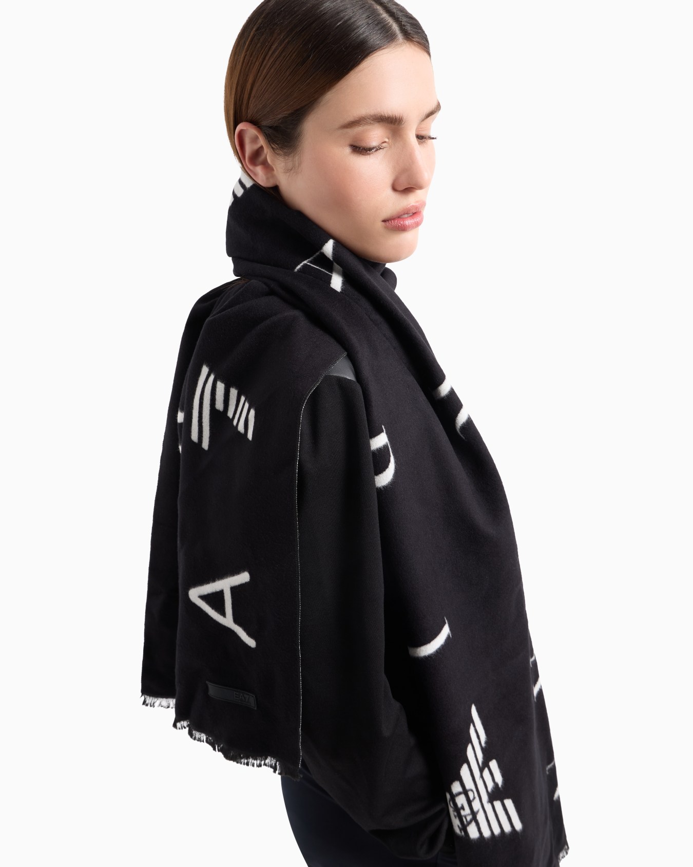 Viscose monogram scarf Slide 2