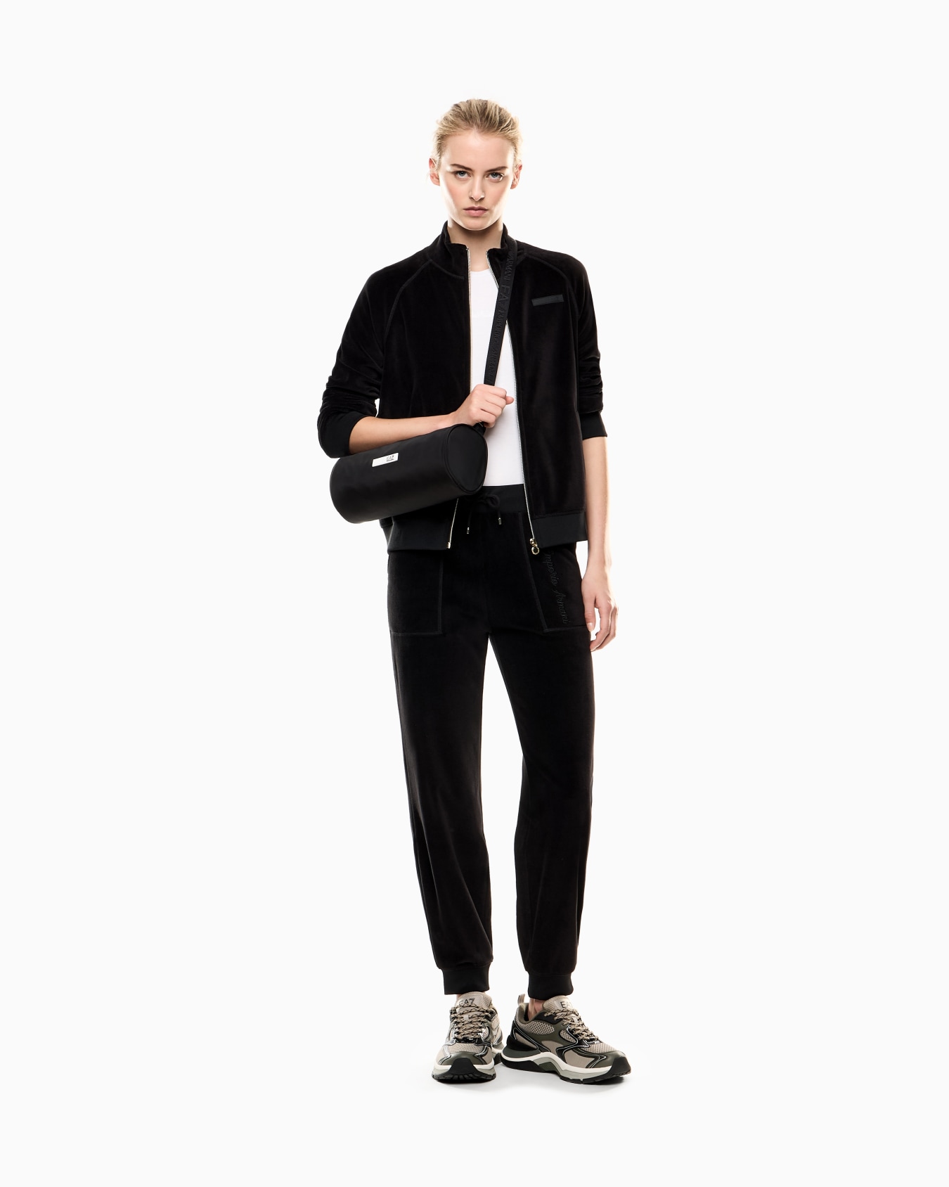 T-shirt ras-du-cou Athletic Velour en mélange viscose Diapositive 1