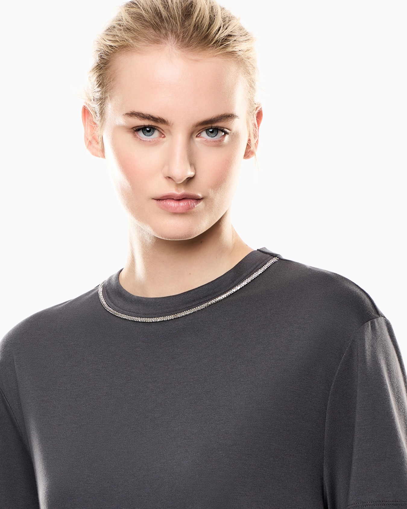 Camiseta de cuello redondo de mezcla de viscosa Precious Diapositiva 4