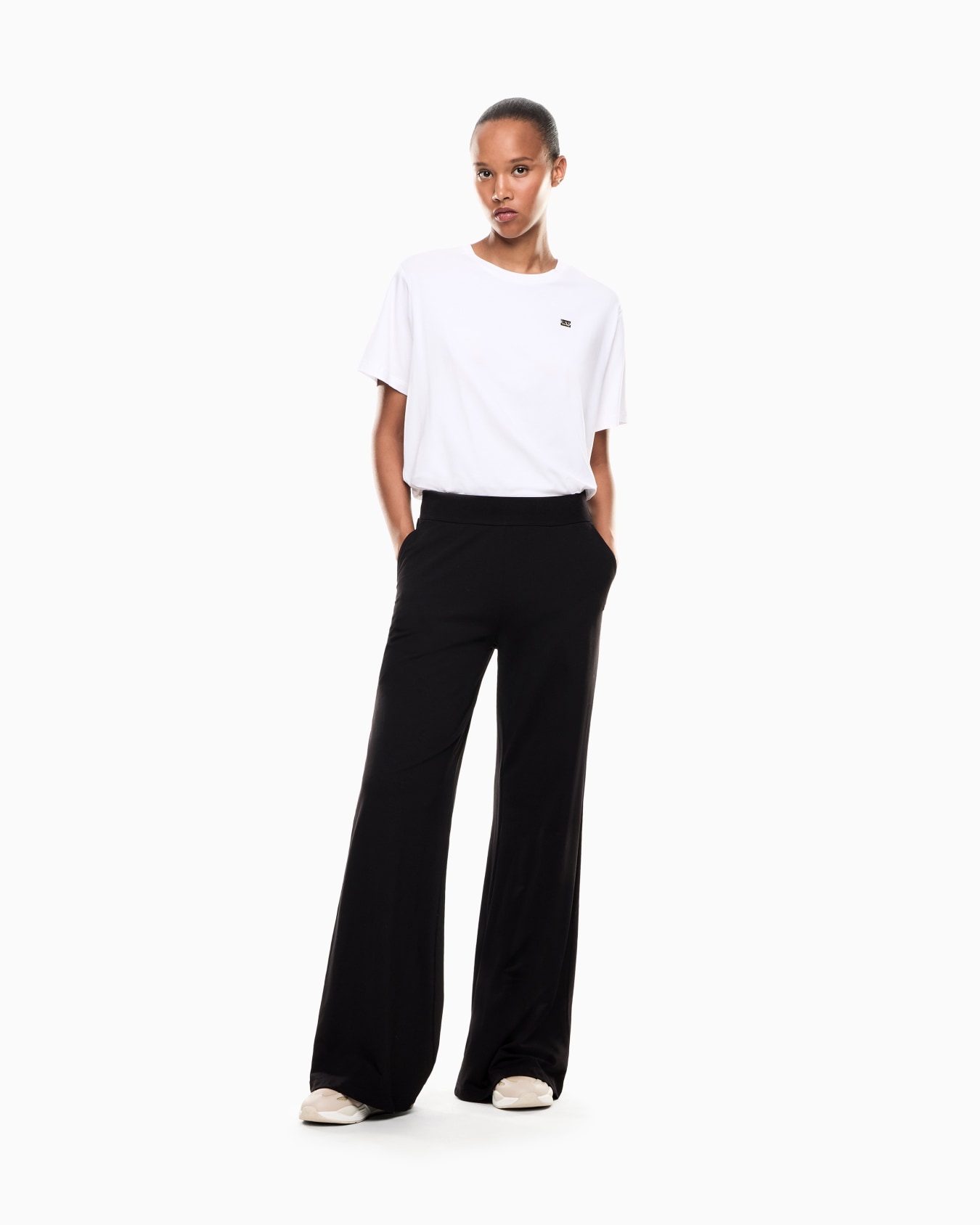Core Lady short-sleeved T-shirt in stretch cotton jersey Slide 1