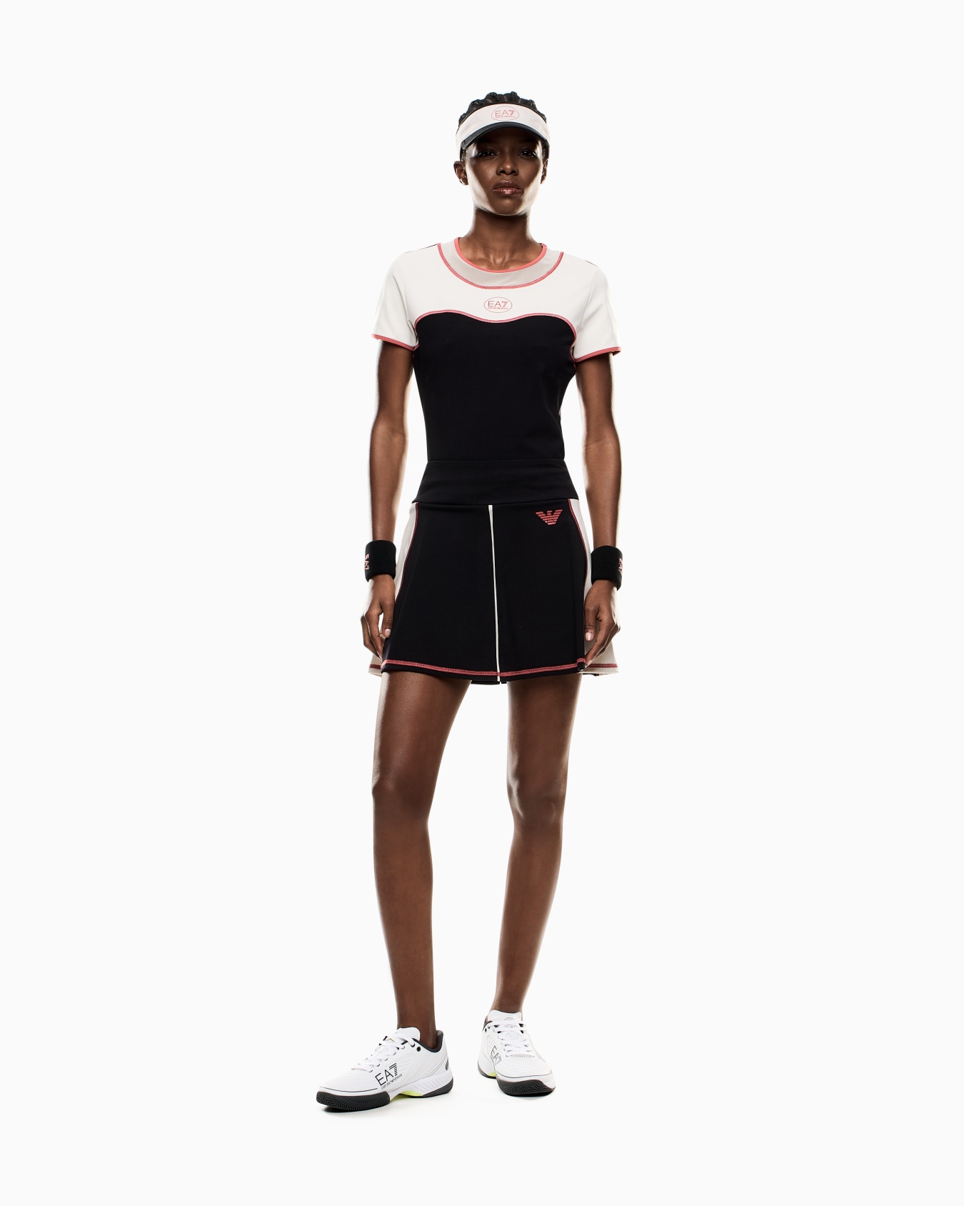 Tennis Pro mini skirt in VENTUS7 technical fabric Slide 1