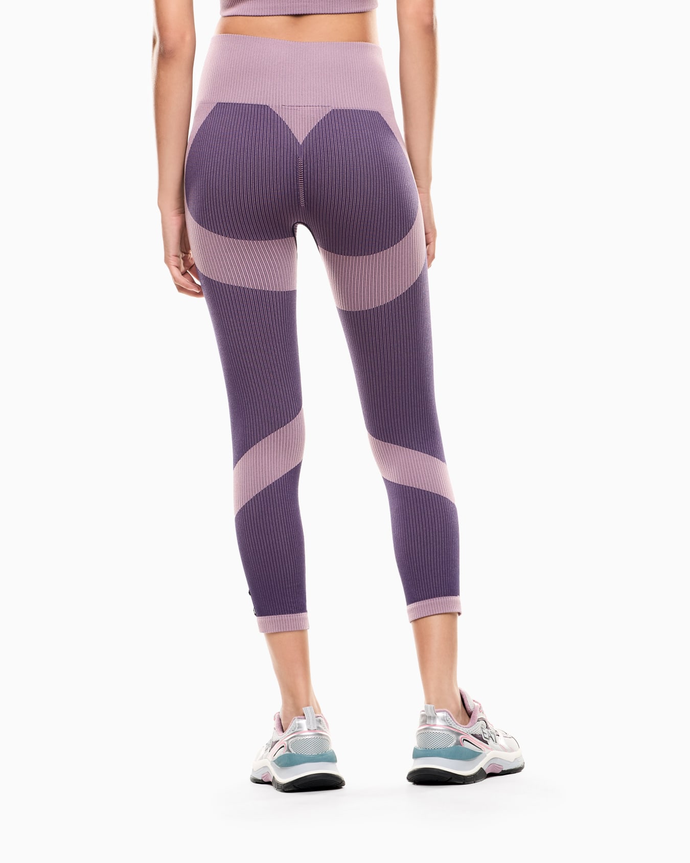 Dynamic Athlete seamless leggings in VIGOR7 technical fabric Slide 2