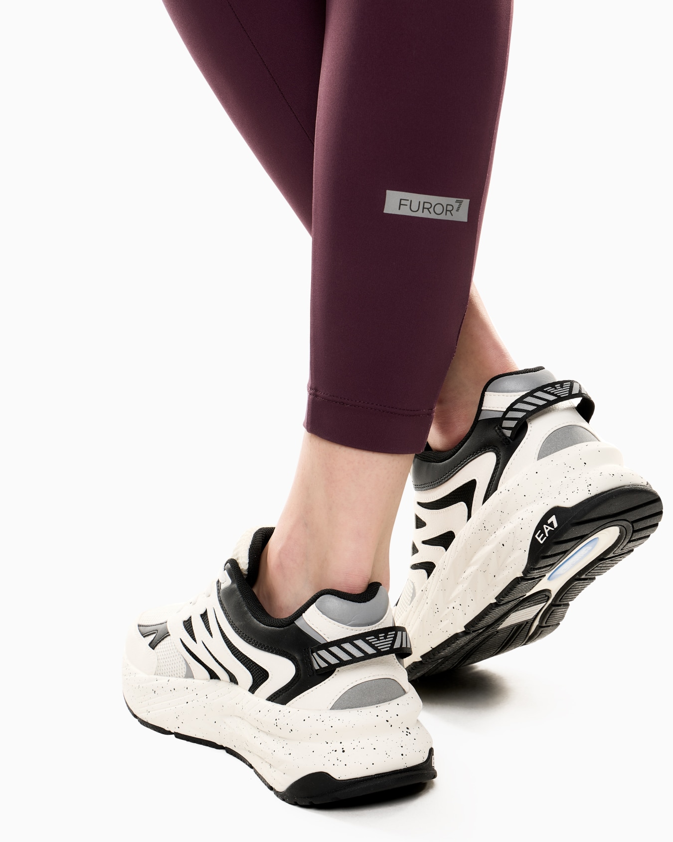 Dynamic Athlete leggings in FUROR7 technical fabric Slide 5