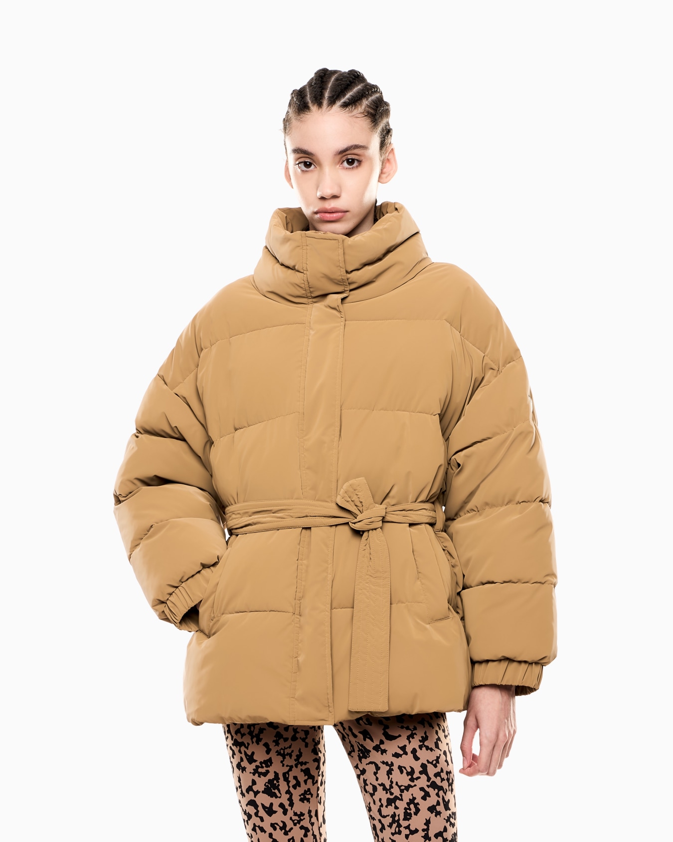Nylon padded jacket with belt Slide 3