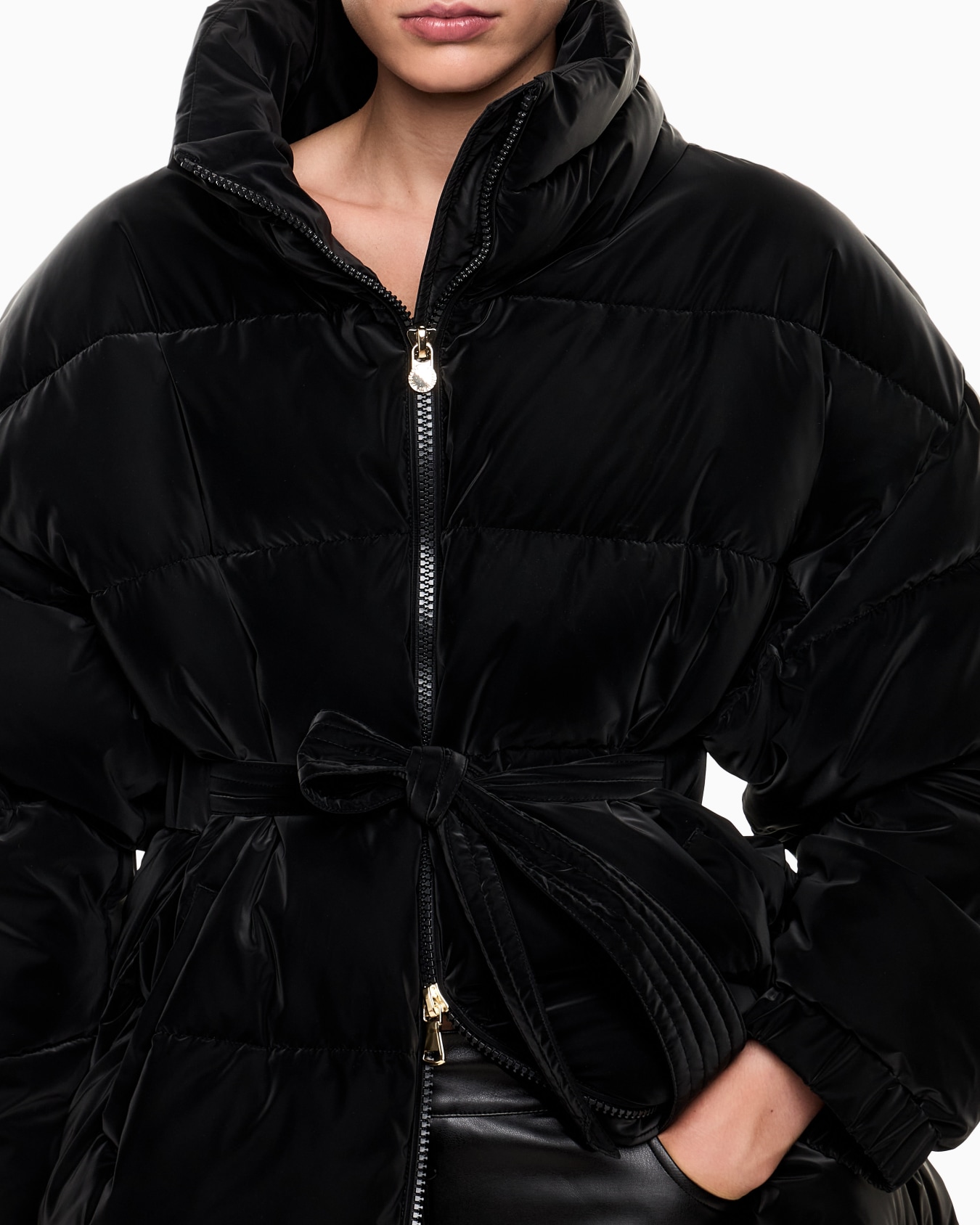 Veste longue matelassée en nylon avec ceinture Diapositive 3
