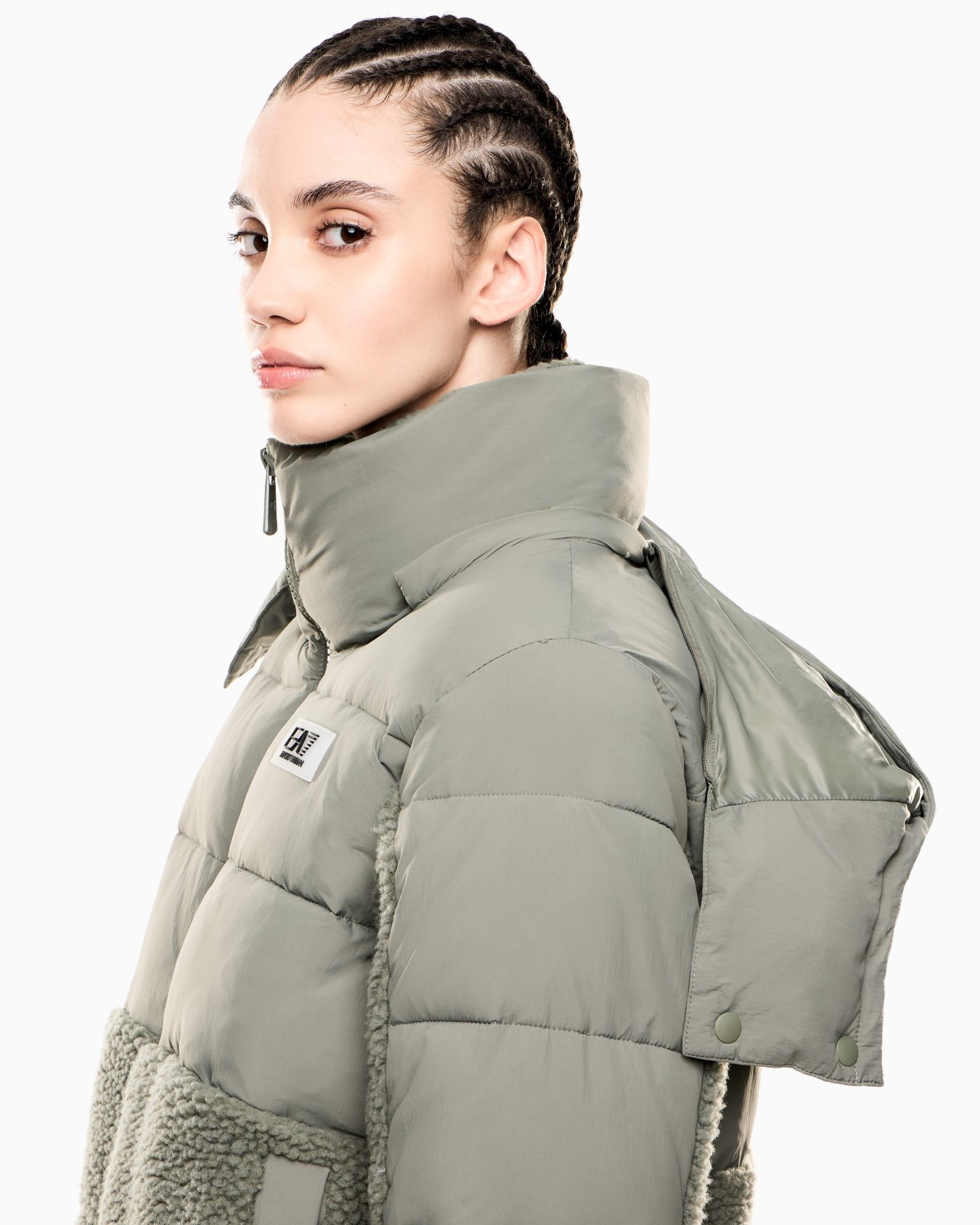 Nylon padded jacket with teddy-effect fabric details Slide 4