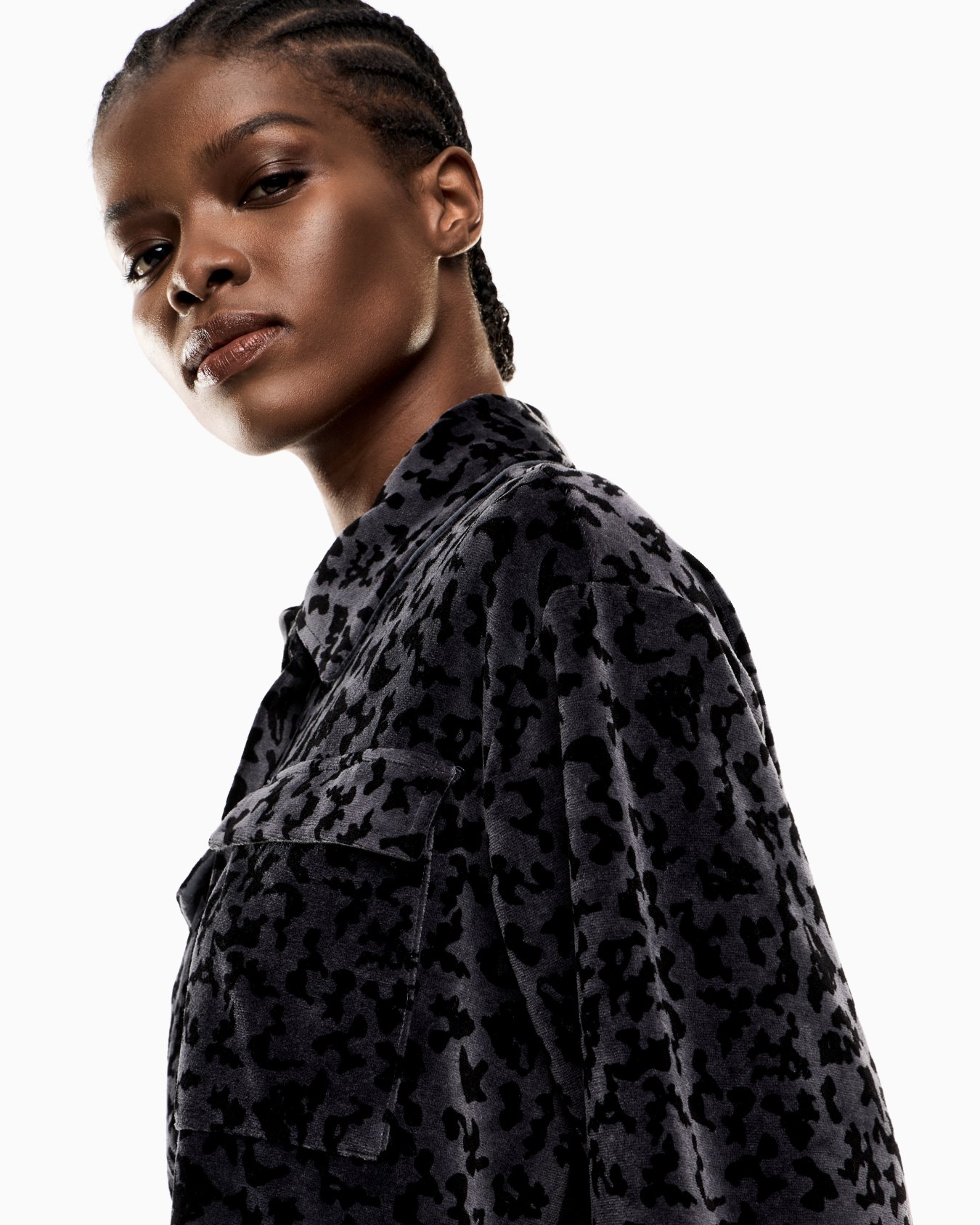 Graphic Series animal-print chenille overshirt Slide 4