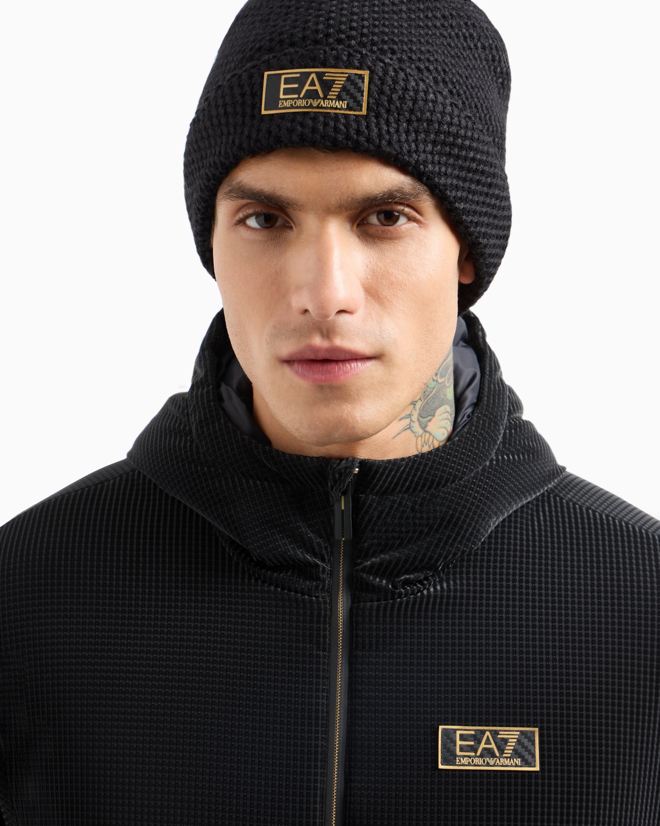 Gold Label wool-blend beanie Slide 2