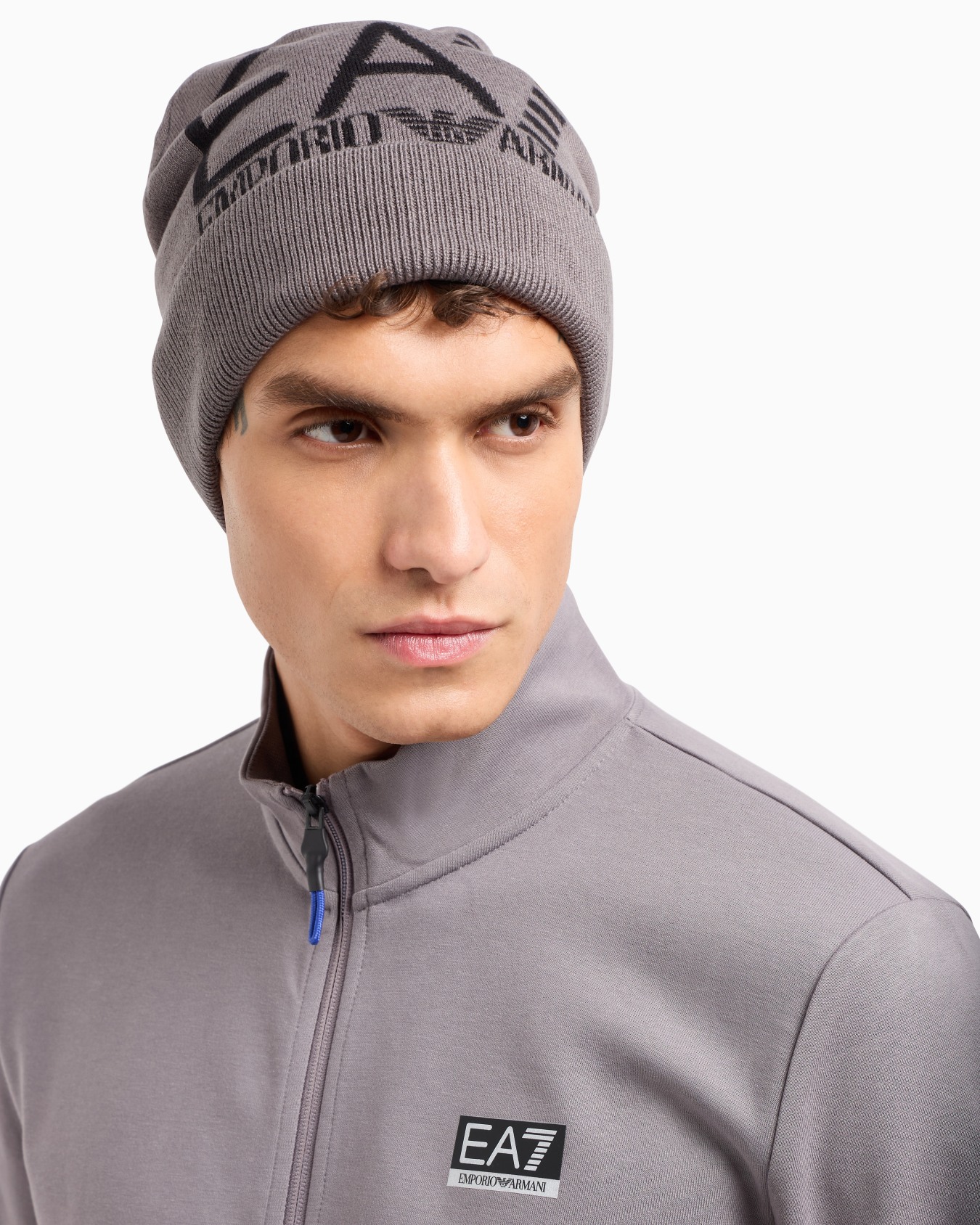 Bonnet Visibility avec maxi logo EA7 Diapositive 2
