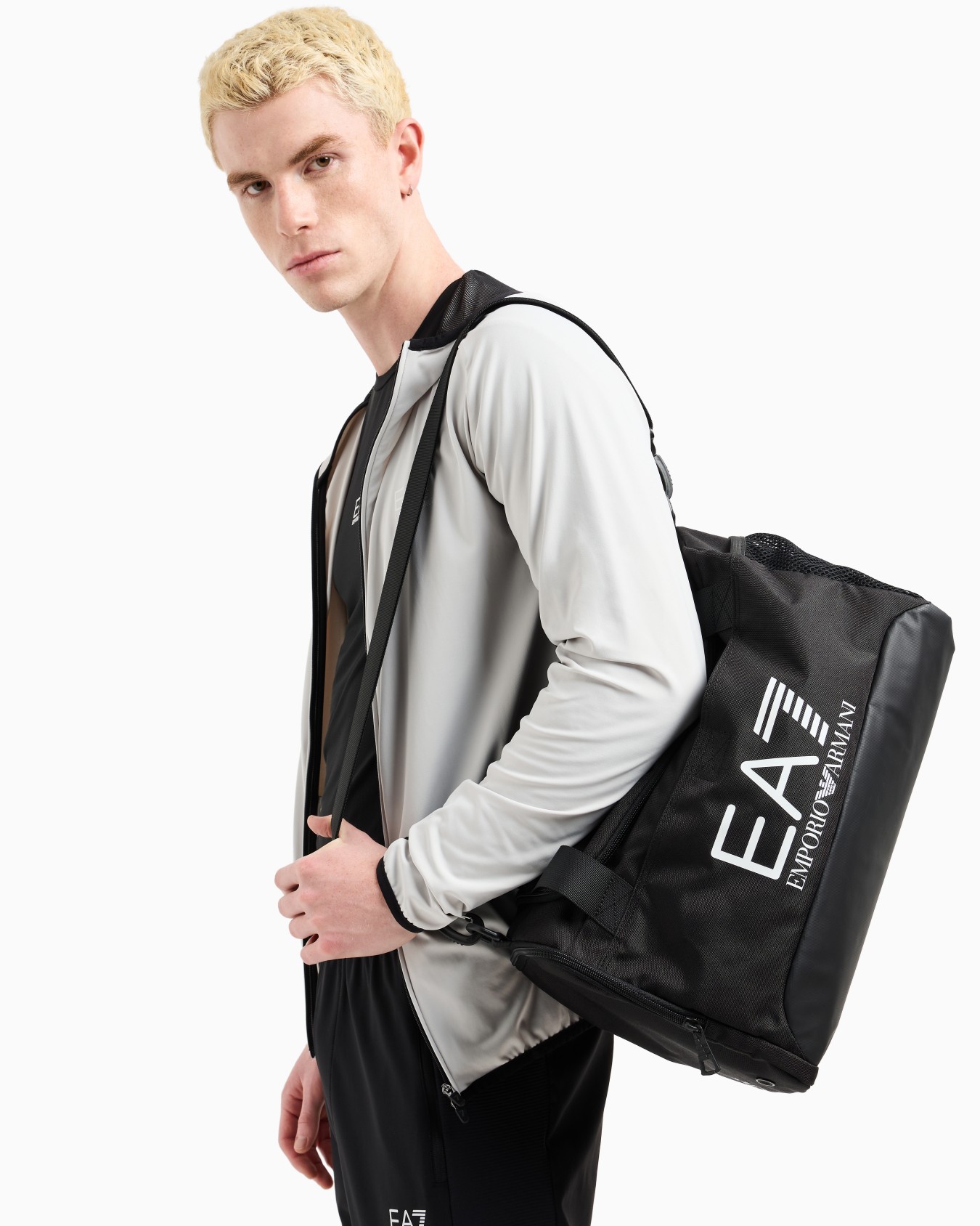Small technical-fabric duffel bag with oversized logo Slide 6