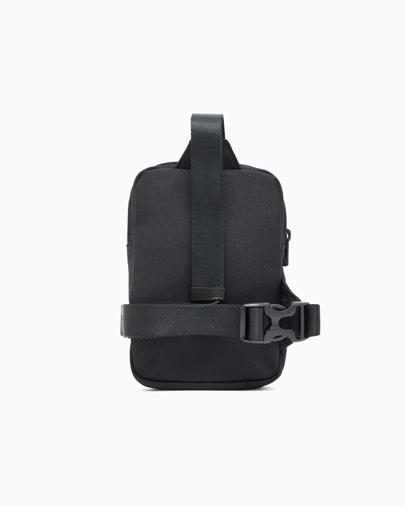 Train Core small cross-body bag with oversized EA7 logo Slide 2