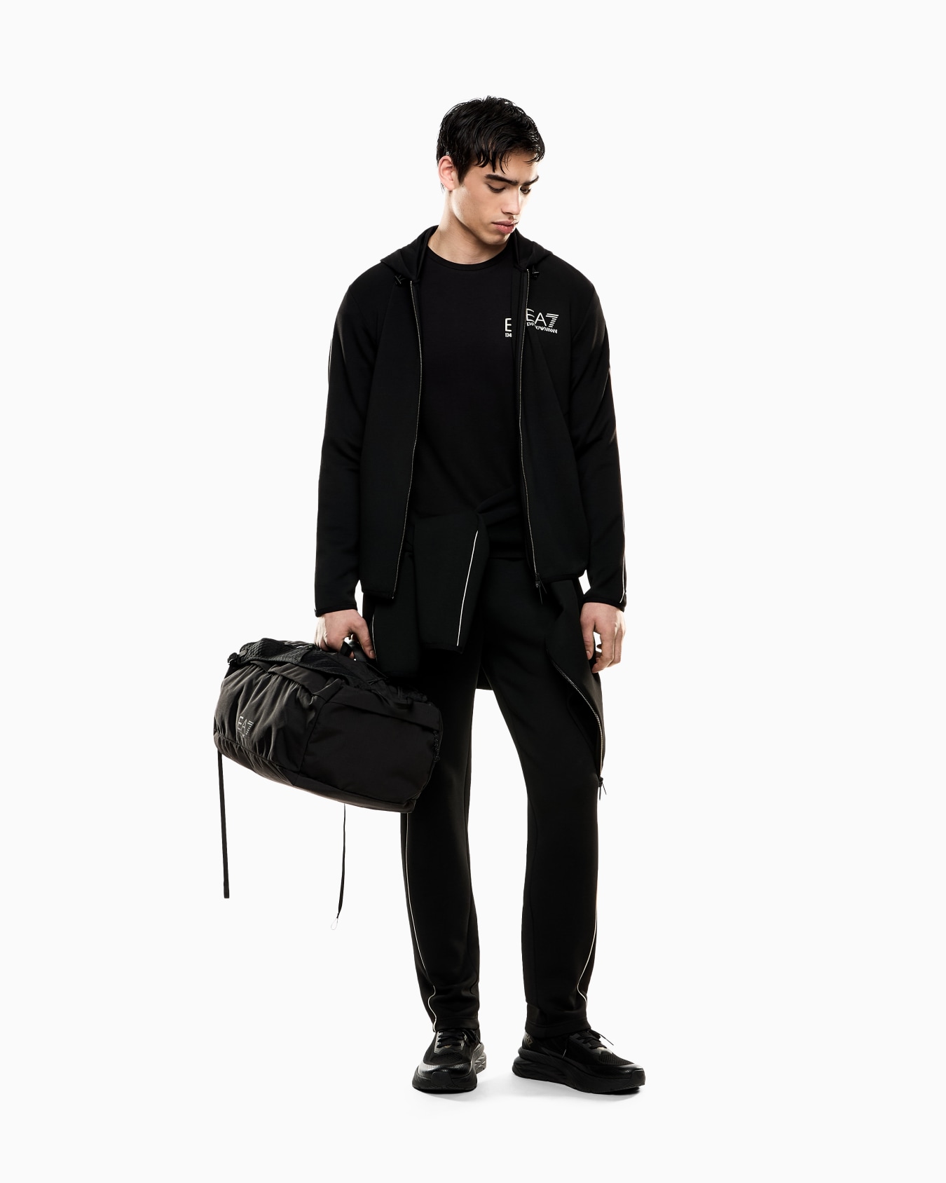 Nylon and mesh gym bag Slide 5
