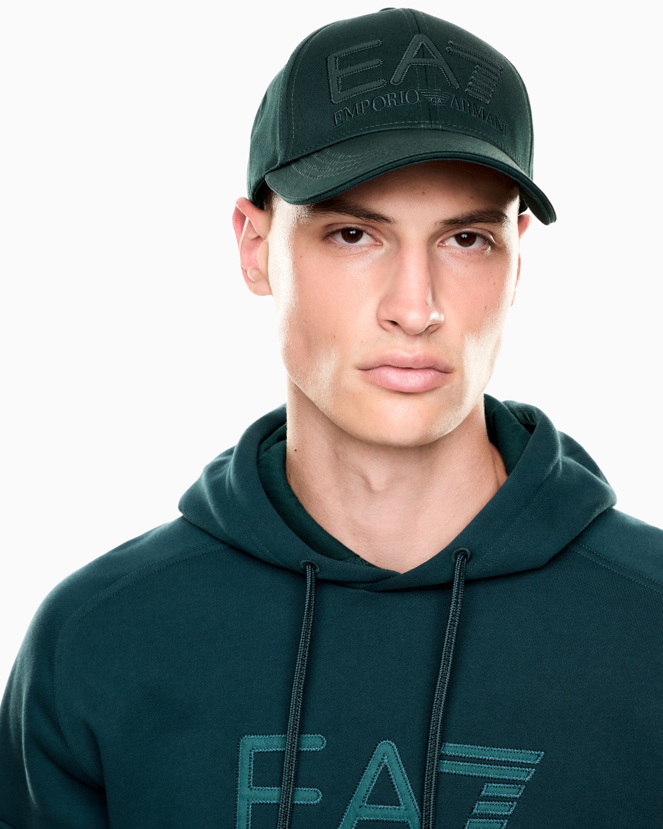 Logo Series cotton baseball cap Slide 3
