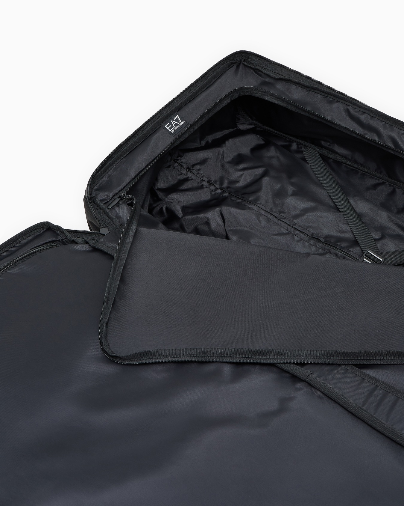 Large technical fabric trolley Slide 5