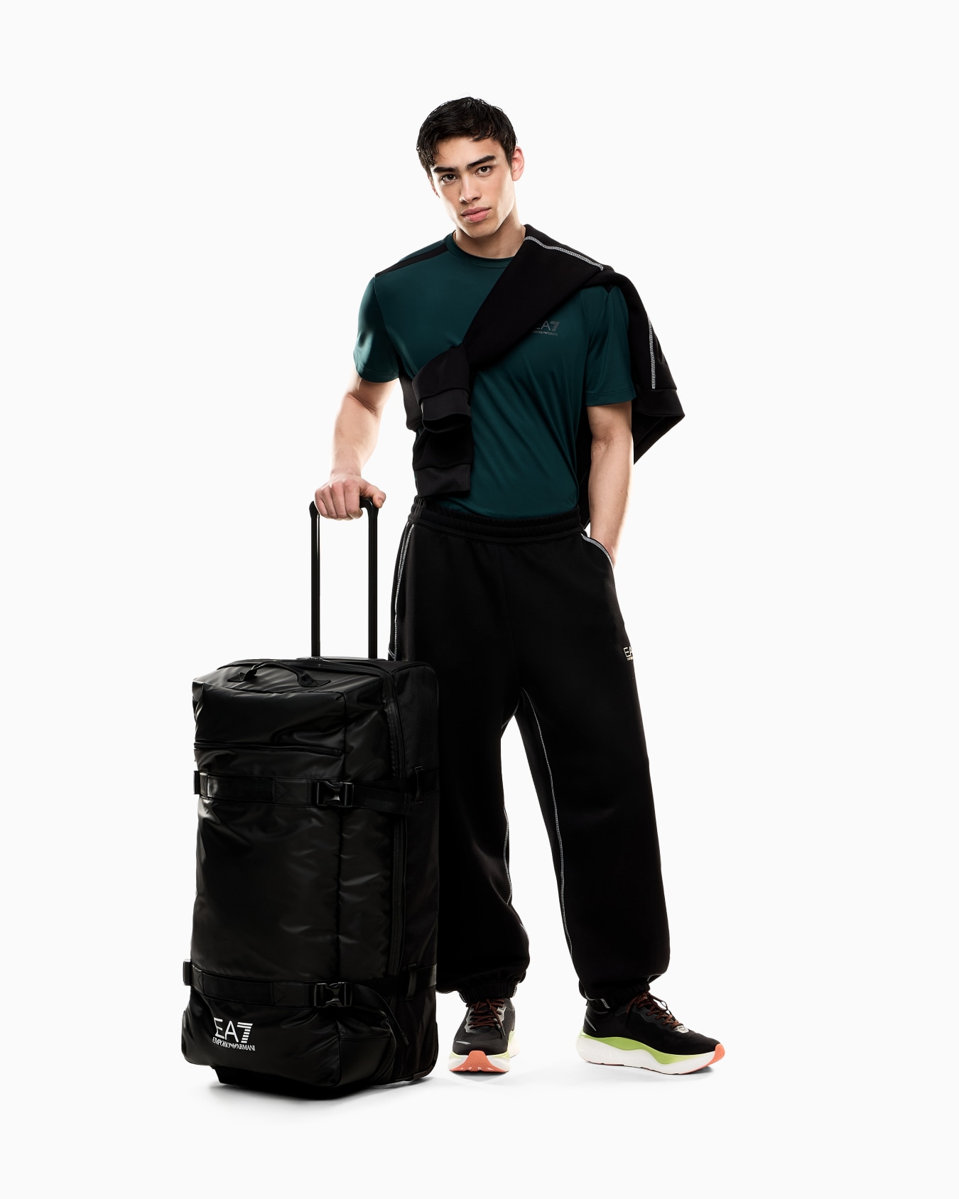 Large technical fabric trolley Slide 6