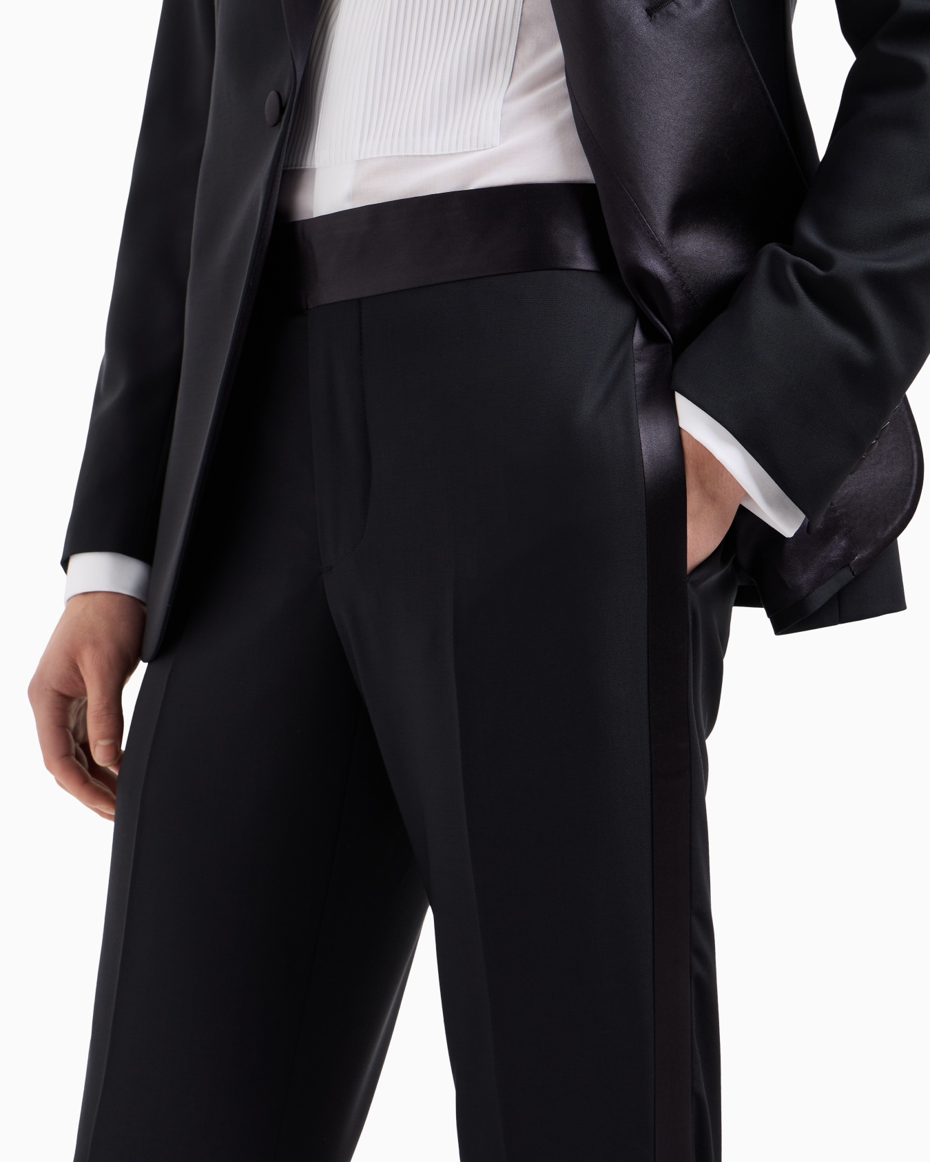 Pure wool, half-canvassed, slim-fit tuxedo from the Icon Soho line Slide 5