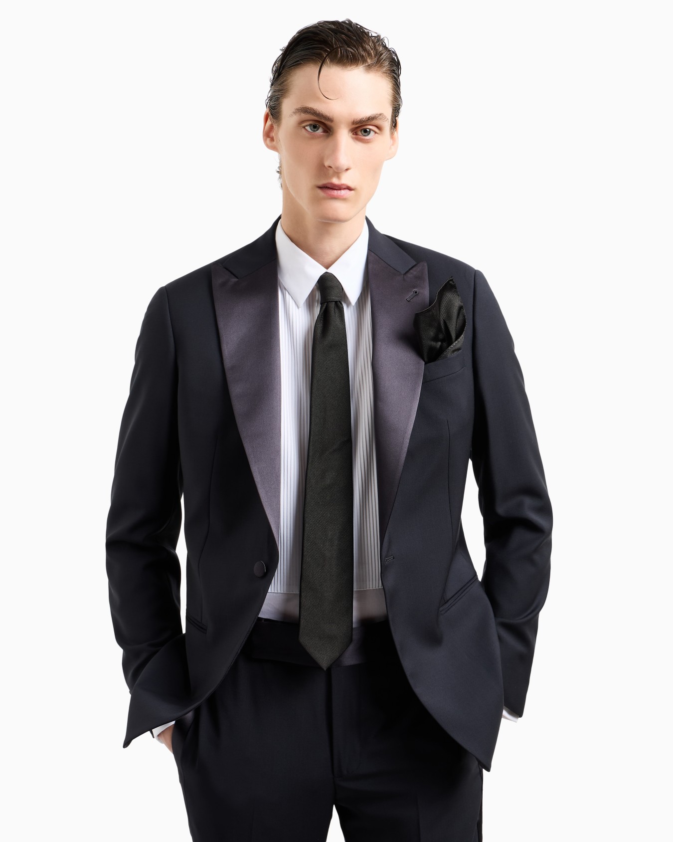 Pure wool, half-canvassed, slim-fit tuxedo from the Icon Soho line Slide 6