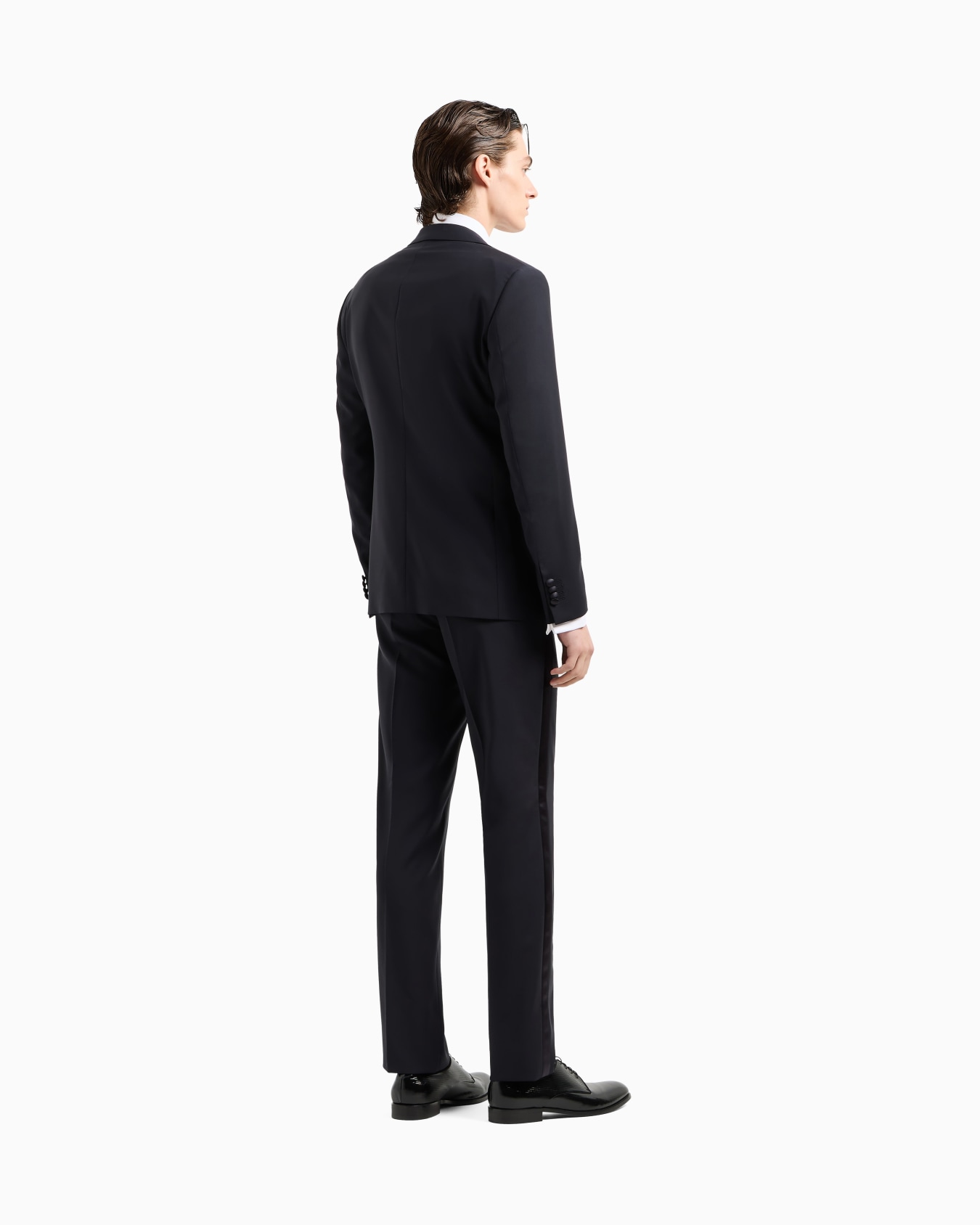Pure wool, half-canvassed, slim-fit tuxedo from the Icon Soho line Slide 2