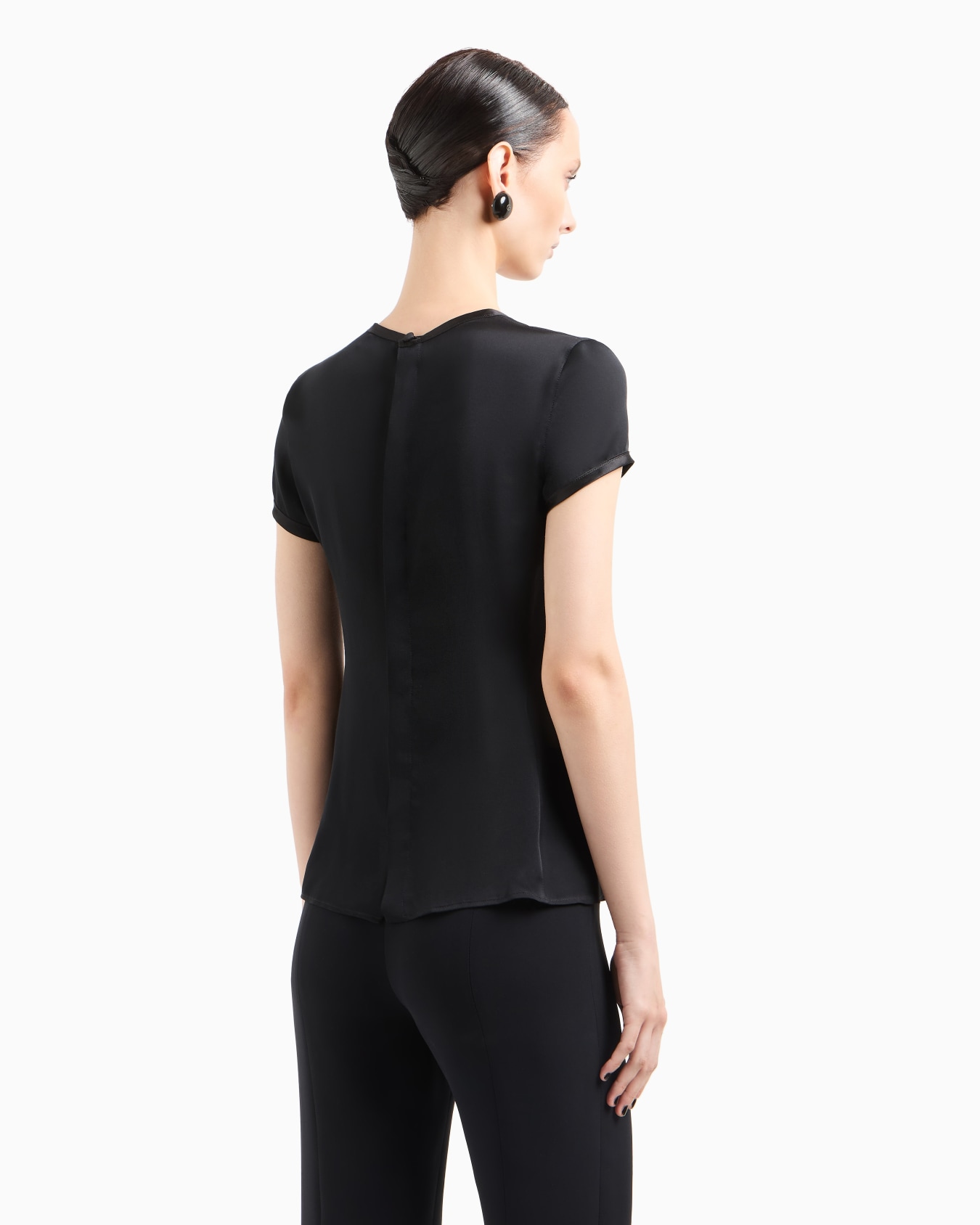 Blouse en charmeuse de soie avec col en V Diapositive 2
