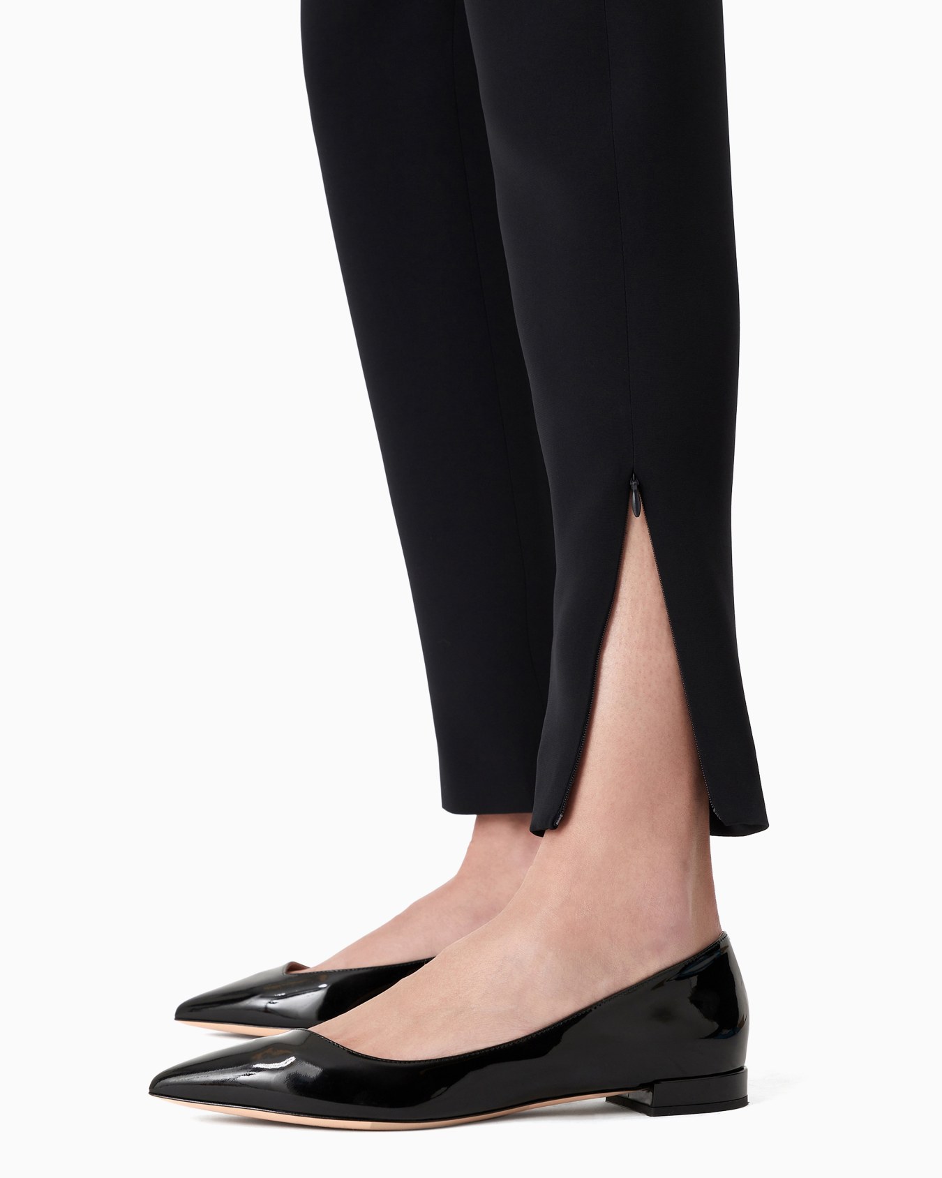 Cigarette pants in pure silk Slide 5
