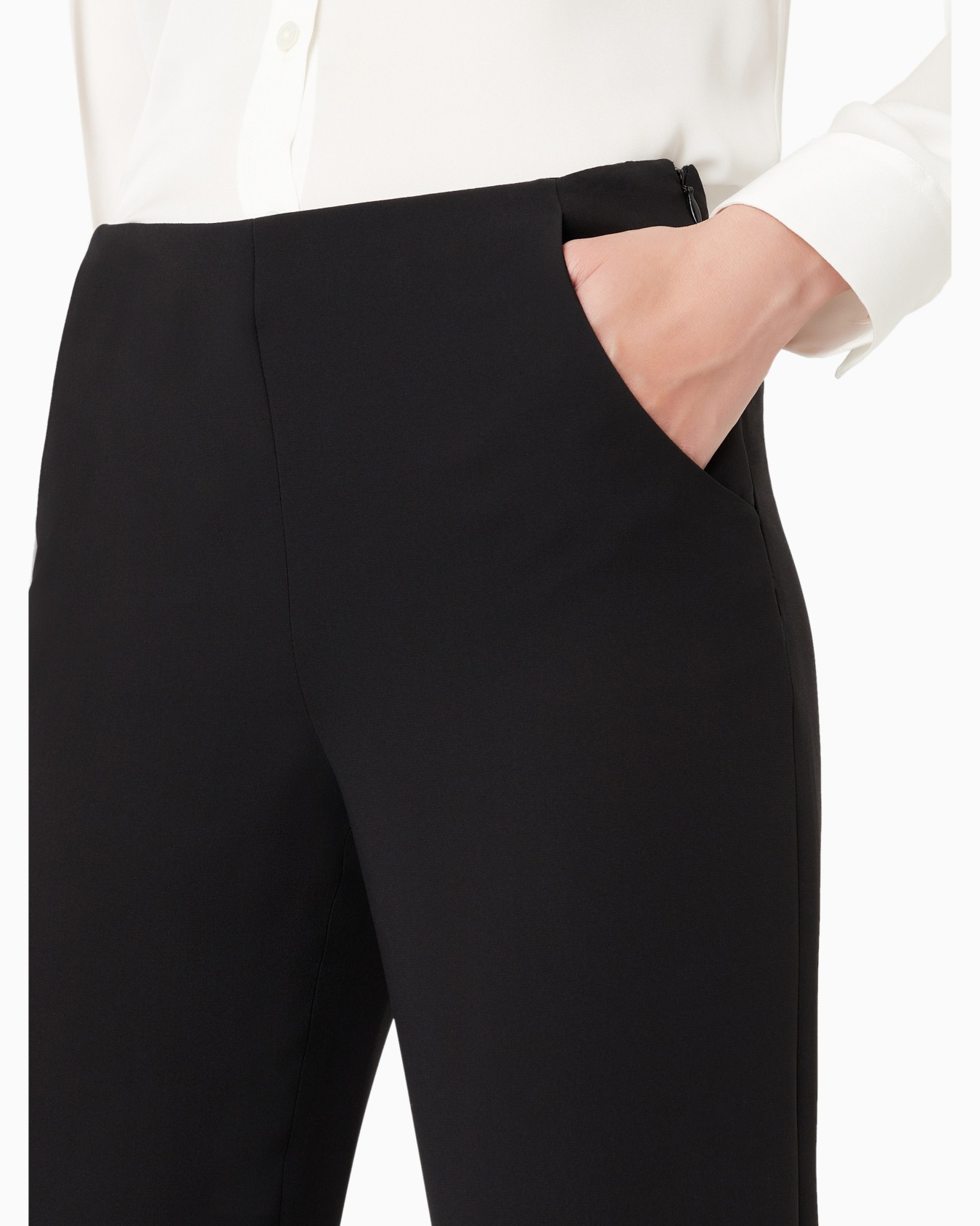 Cigarette pants in pure silk Slide 4