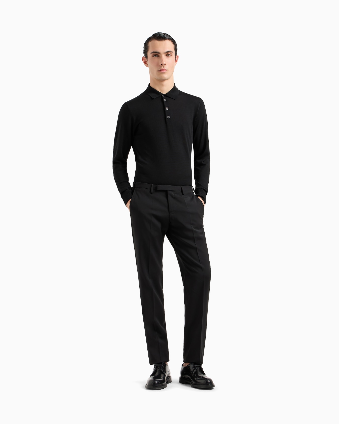 Maglione collo polo in lana vergine Slide 1