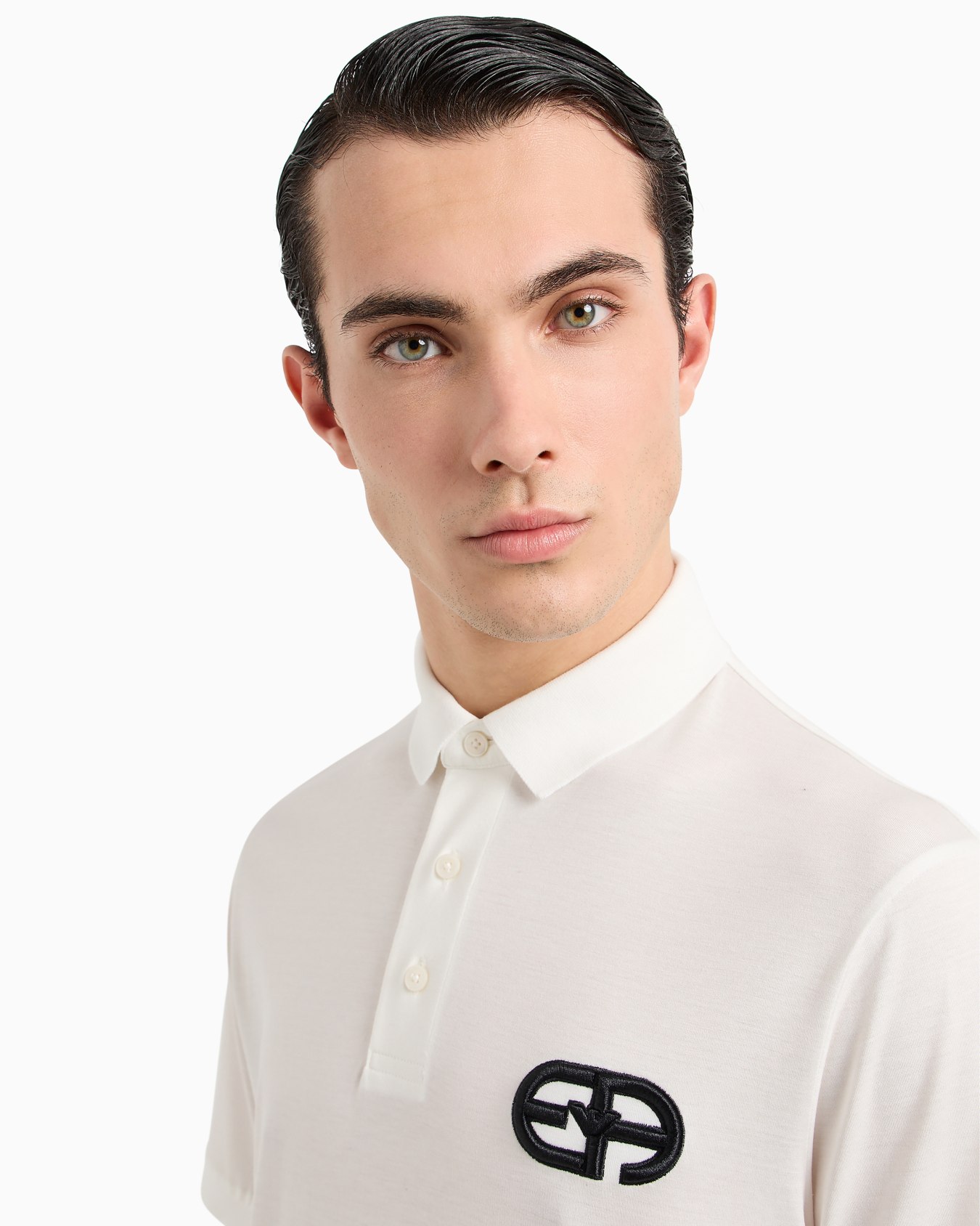 Polo en punto de mezcla de lyocell con logotipo EA bordado en relieve  Diapositiva 5