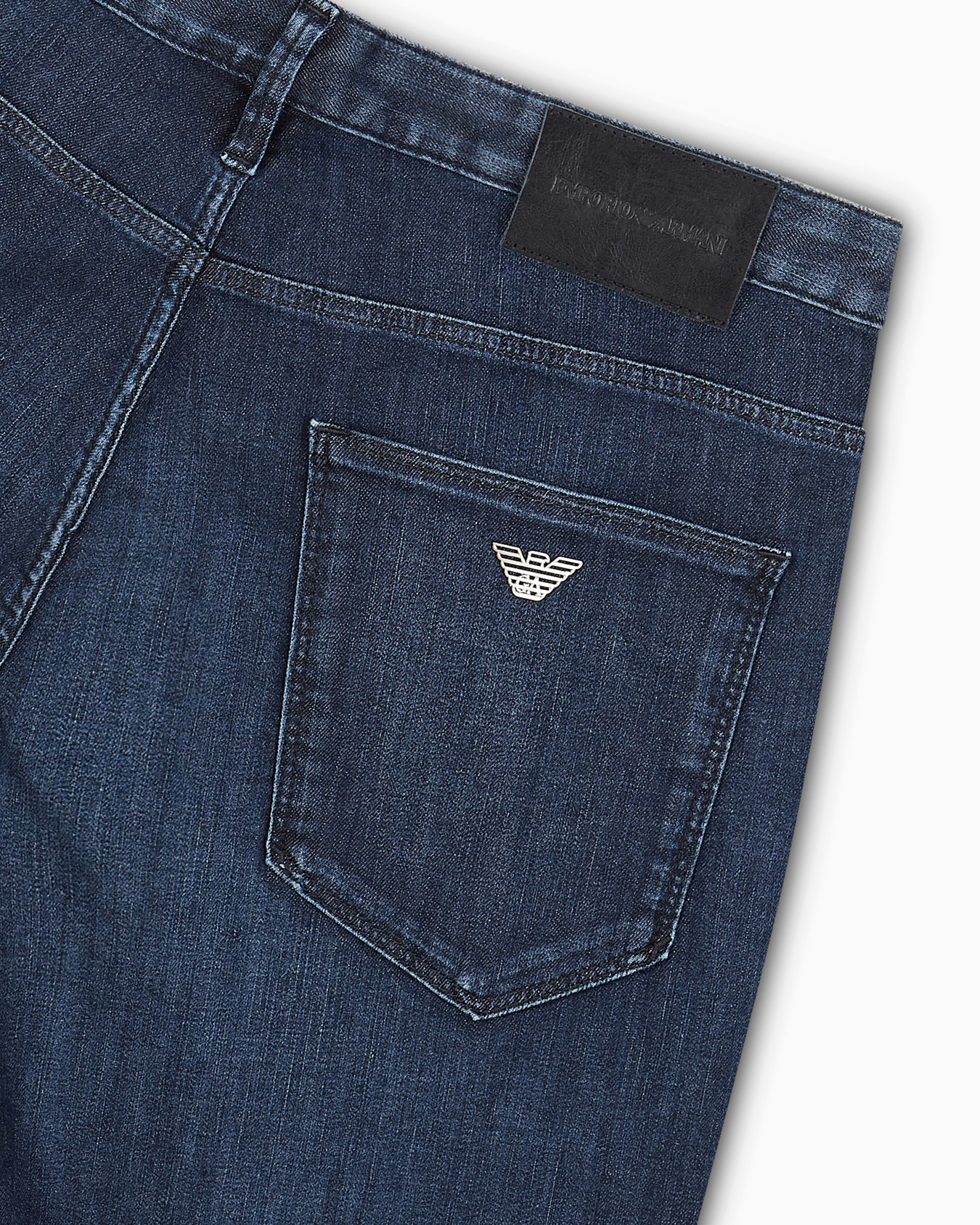 J06 Worn-effect wash, slim-fit, 8 oz denim jeans Slide 5