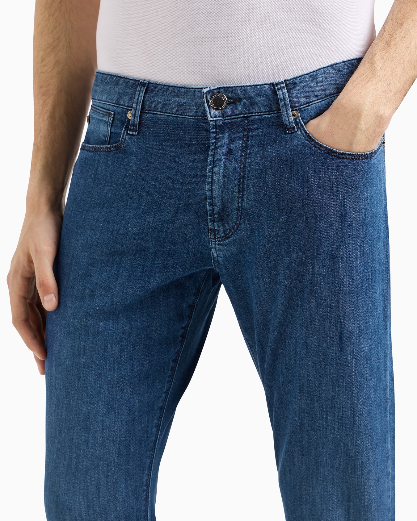 J06 Worn-effect wash, slim-fit, 8 oz denim jeans Slide 4